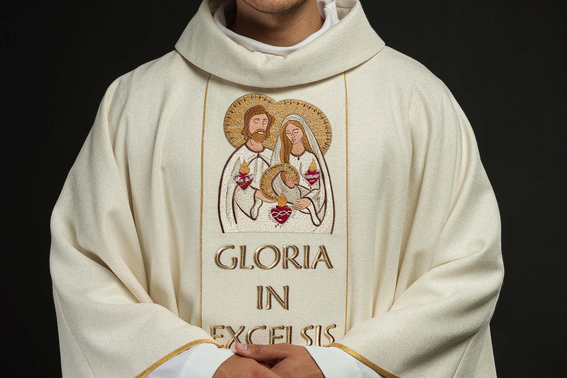 ¿Cómo elegir la casulla perfecta para Navidad? Guía para clérigos y feligreses - CASULLAS.ES