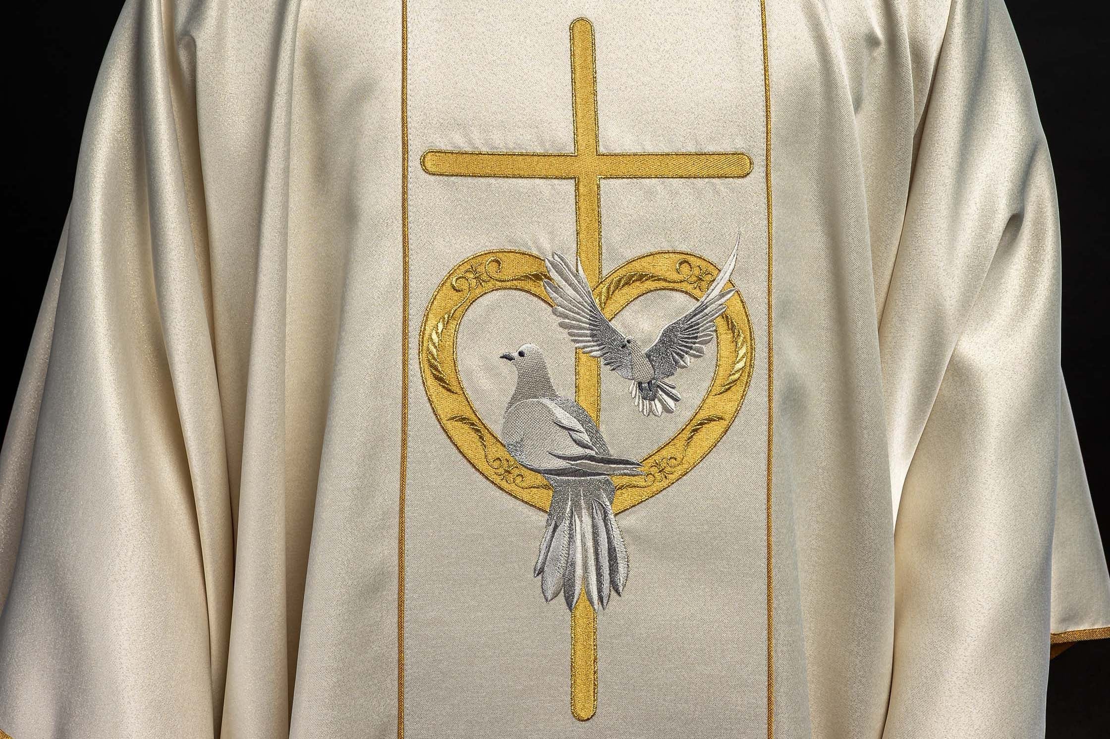 Sermones para bodas: cómo hablar del amor y el sacramento - CASULLAS.ES