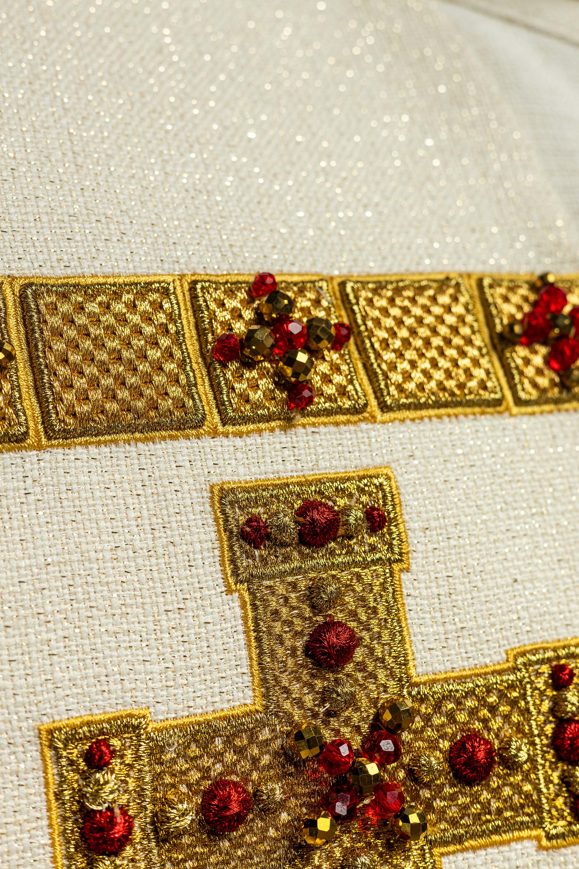 Estola hecha a mano con piedras naturales Handmade 2011