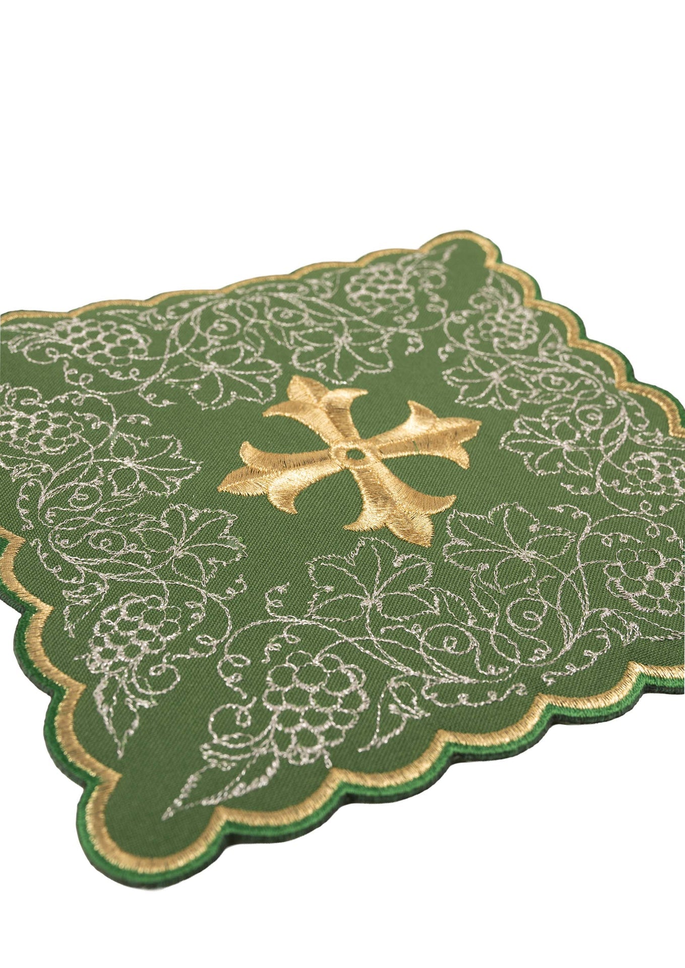 Komplet kielichowy haftowany z motywem krzyża zielony - ORNATY.PL