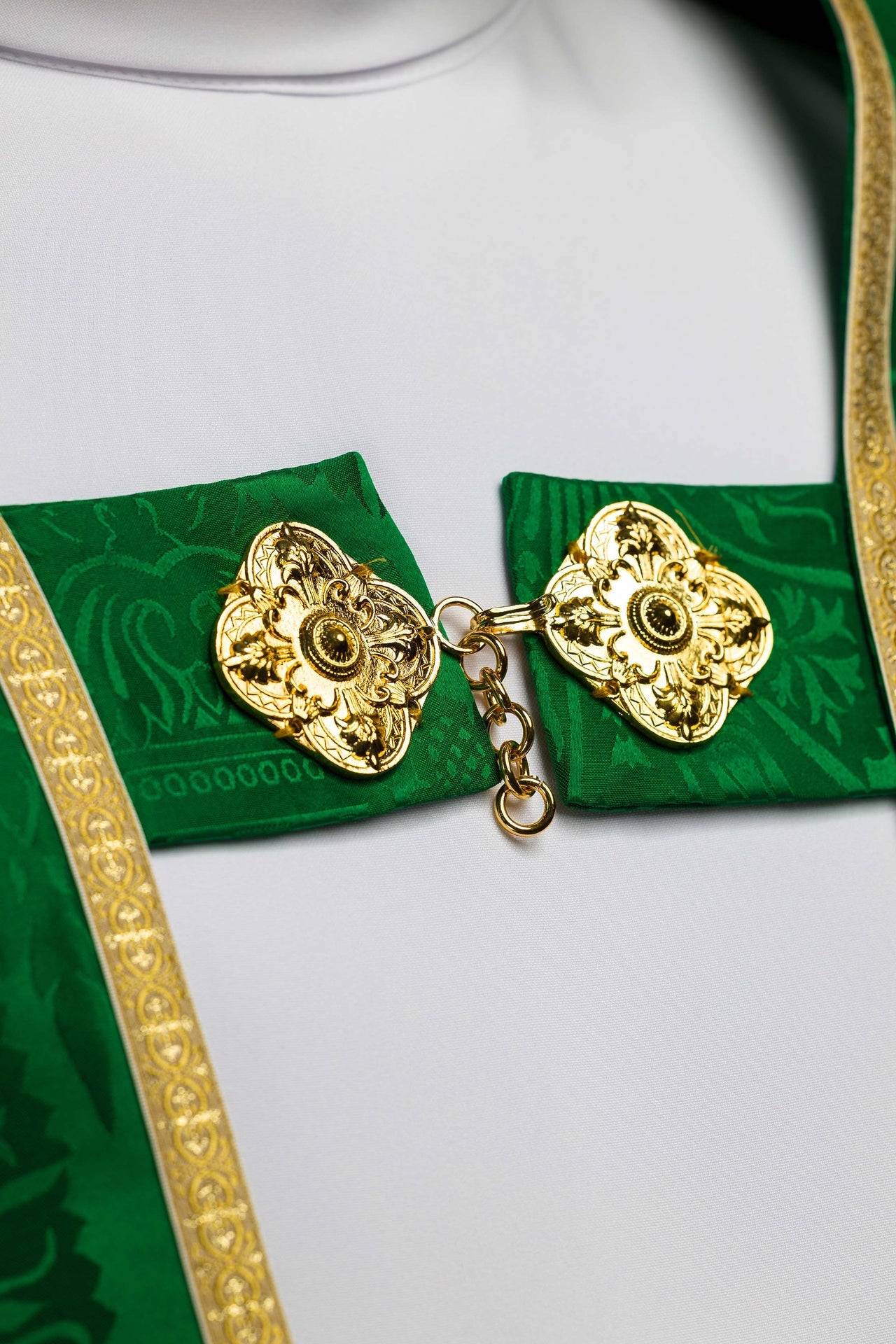 Capa pluvial romana jacquard lisa verde