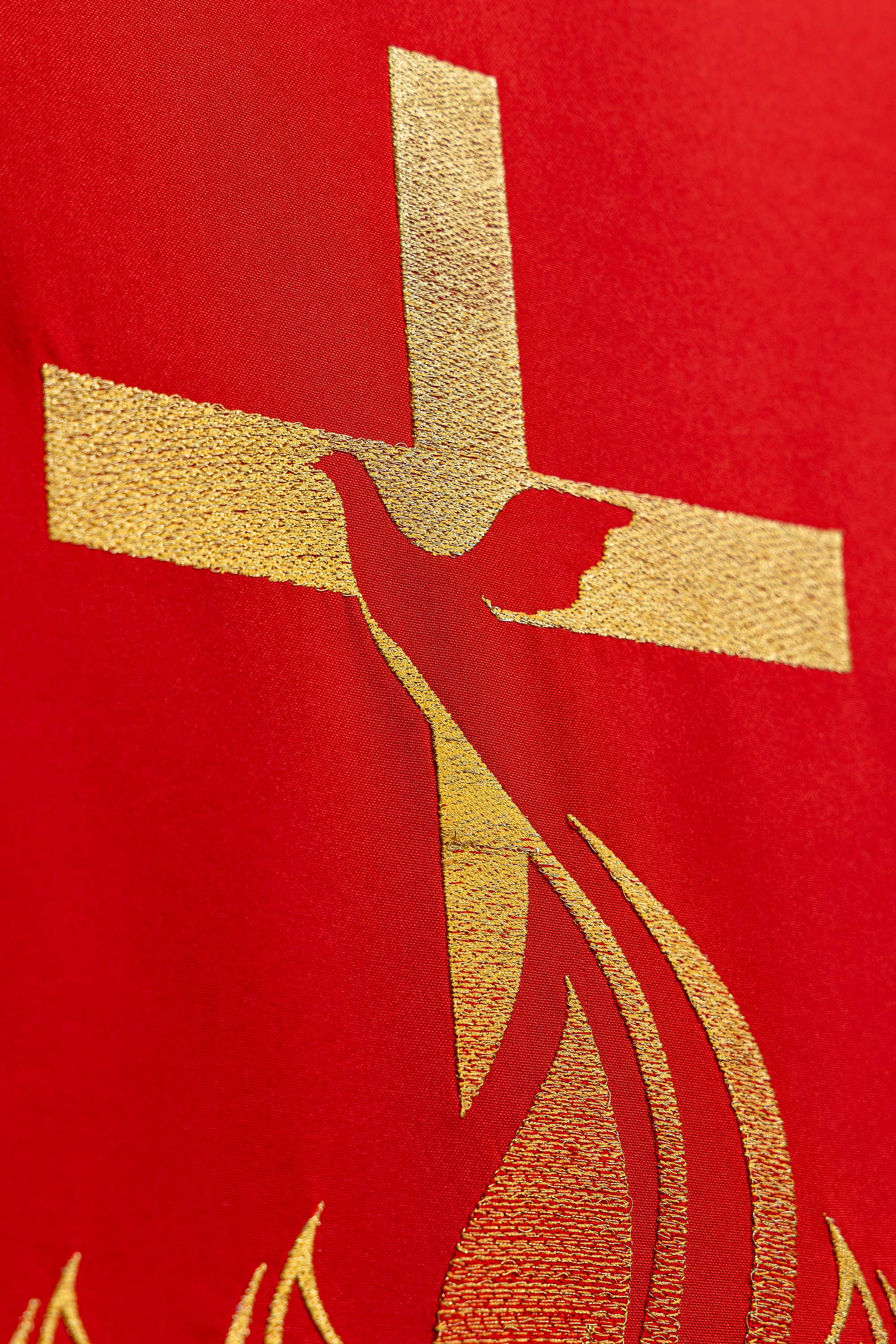 Rojo cubre ambon con bordado Cruz y Fuego