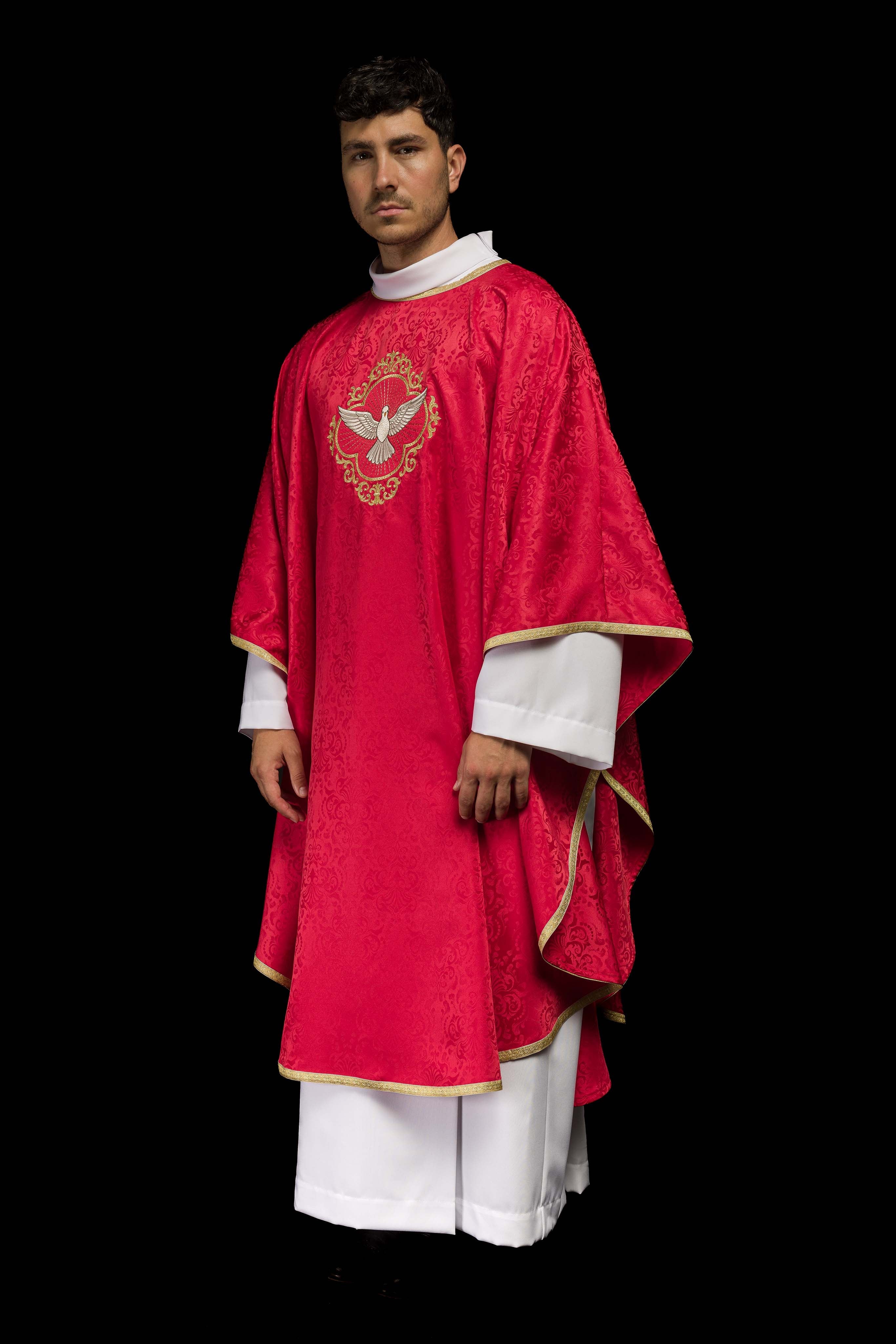 Casulla bordada con el Espíritu Santo en tela jacquard