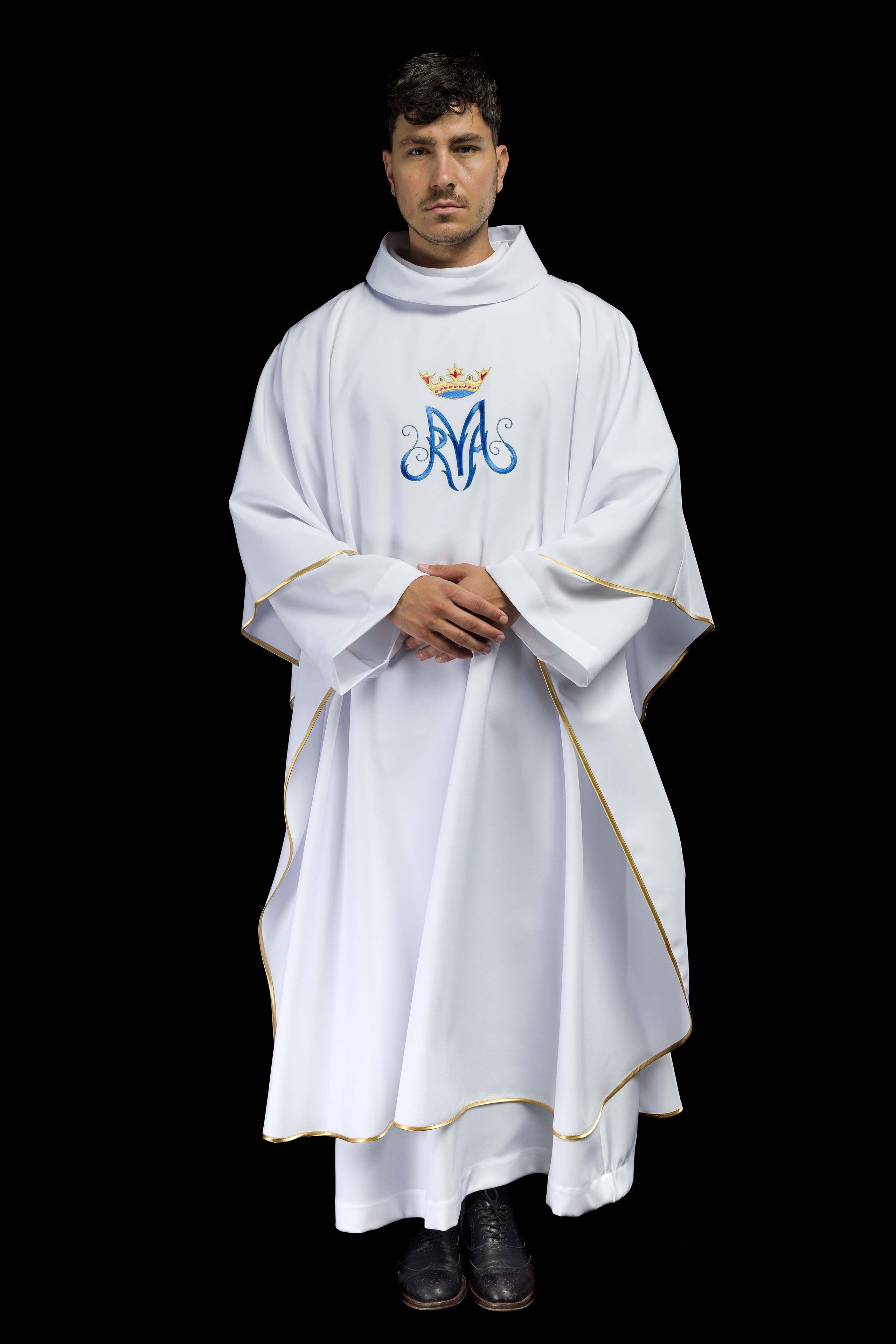 Casulla Mariana blanca con bordado