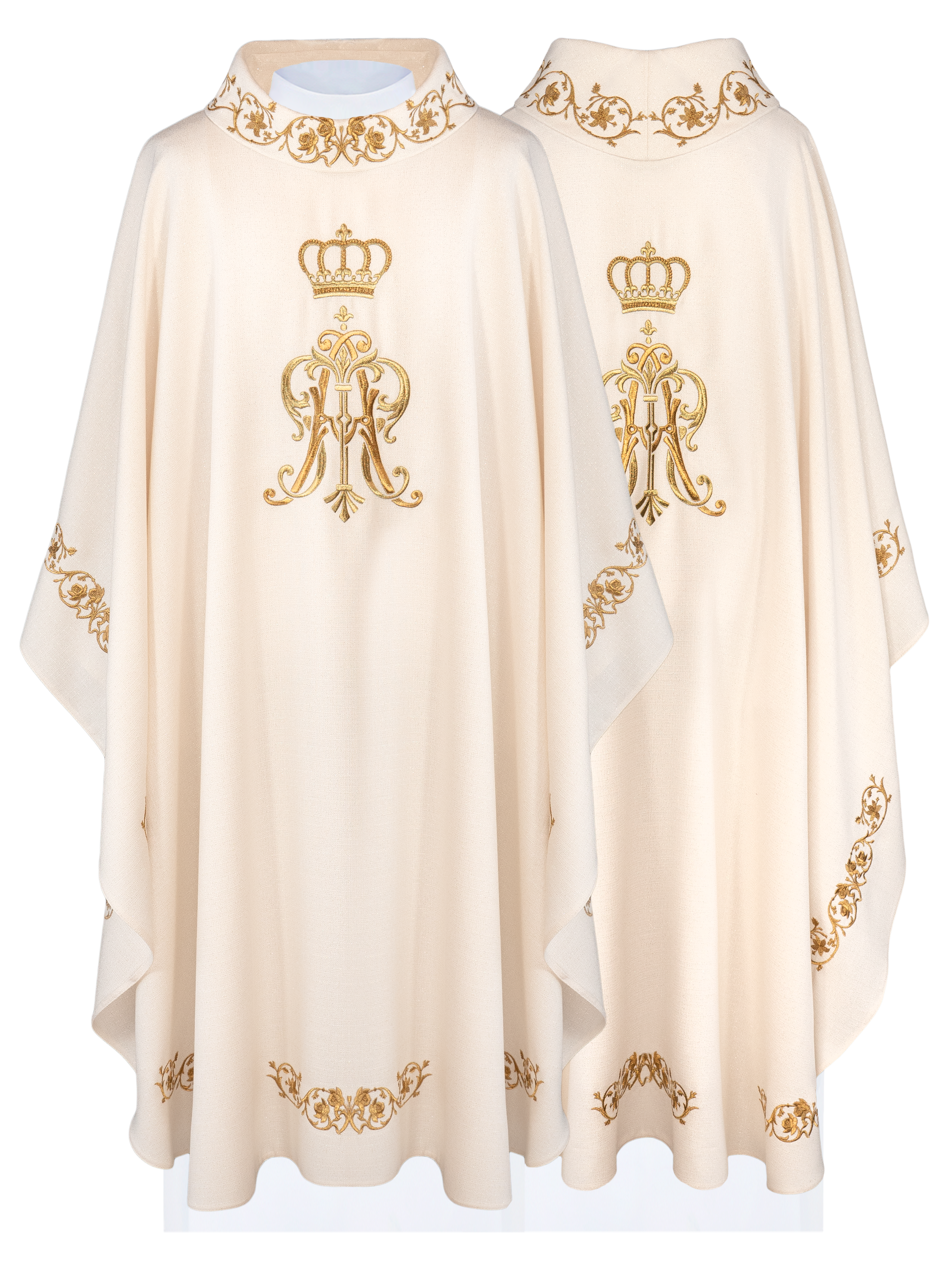 Casulla litúrgica con escudo mariano bordado y corona