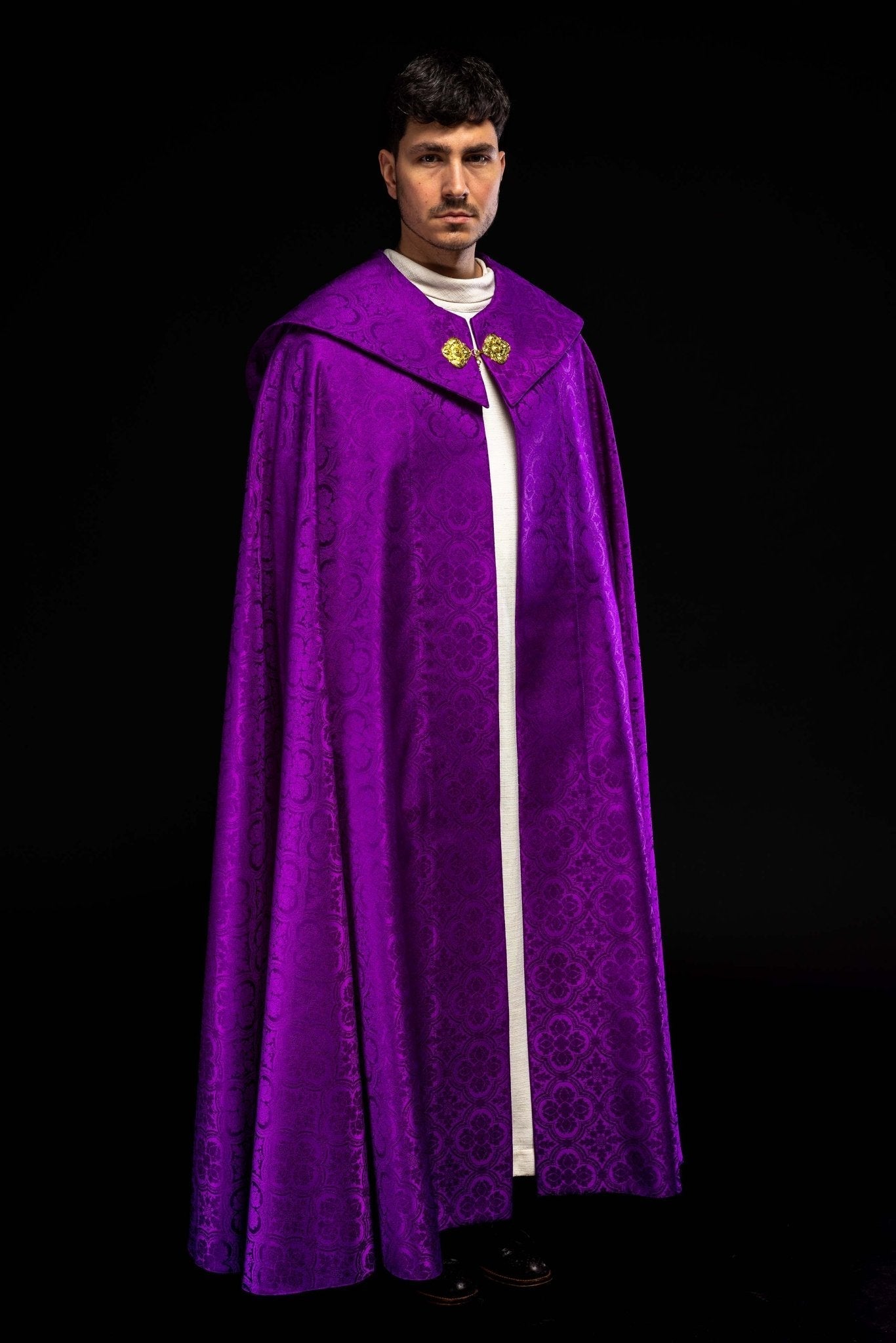 Capa litúrgica jacquard violeta KKP/161/03/11 145cm - CASULLAS.ES