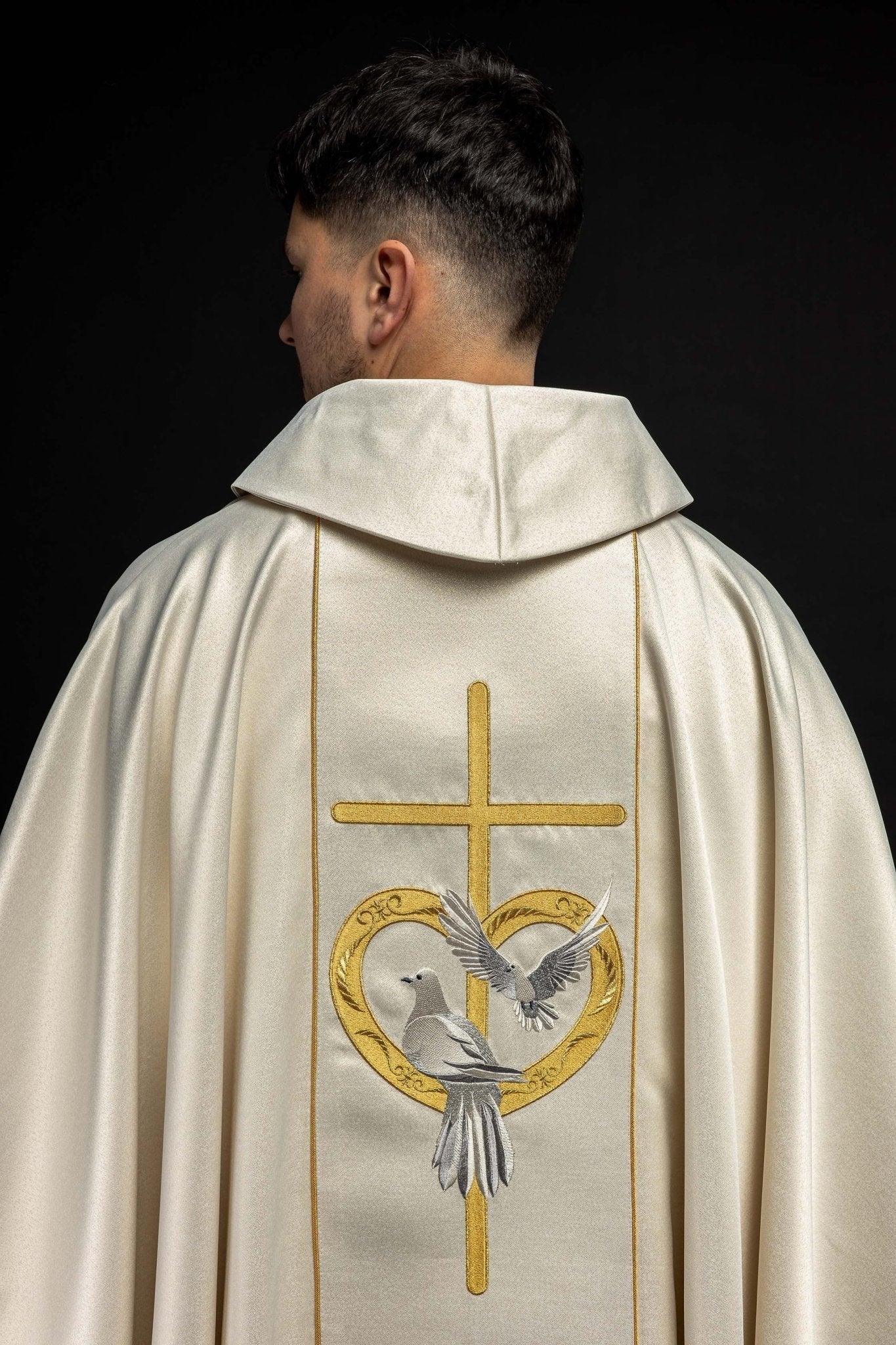 Casulla marfil de boda KOR/219/10/54 ZŁOTY - CASULLAS.ES
