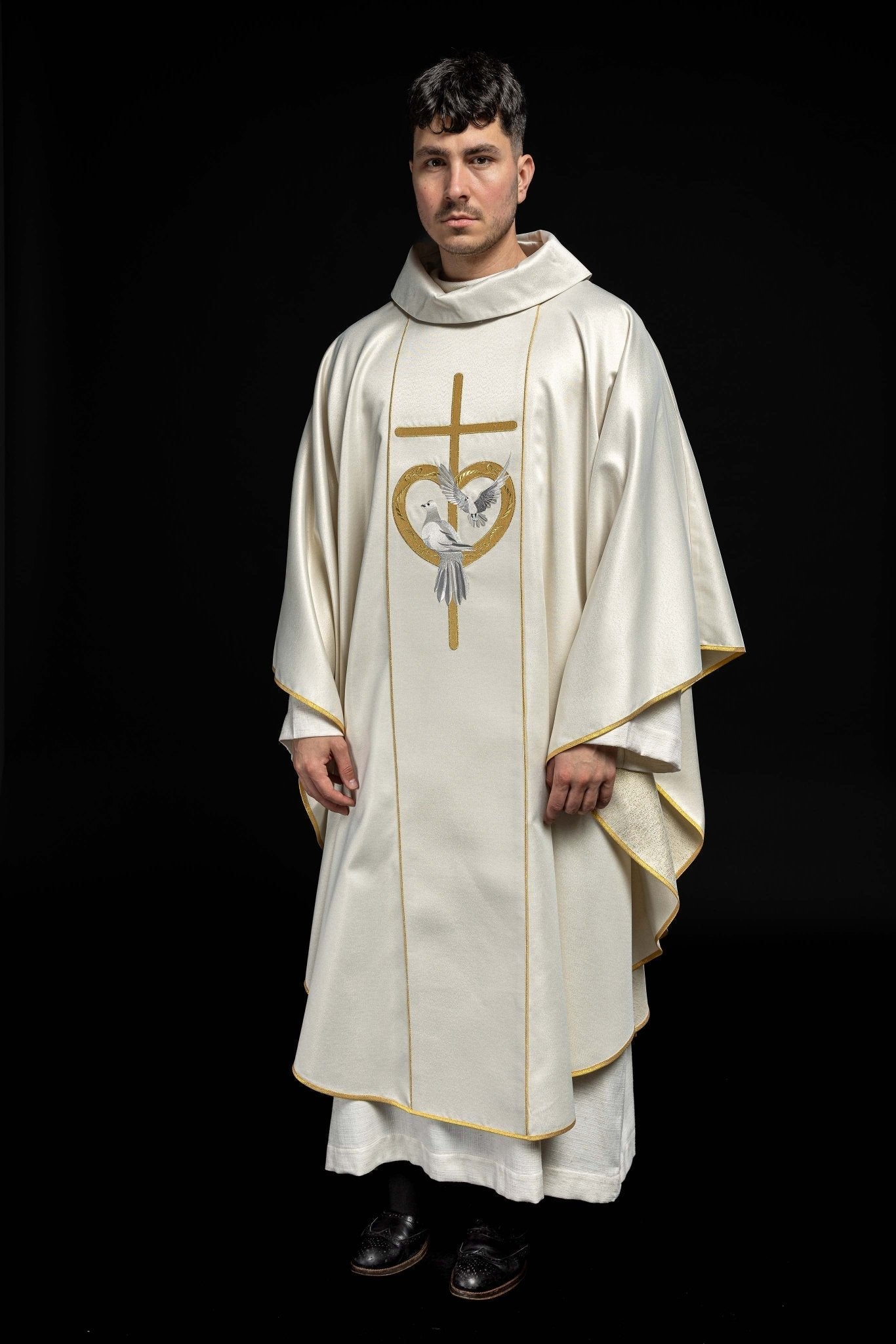Casulla marfil de boda KOR/219/10/54 ZŁOTY - CASULLAS.ES