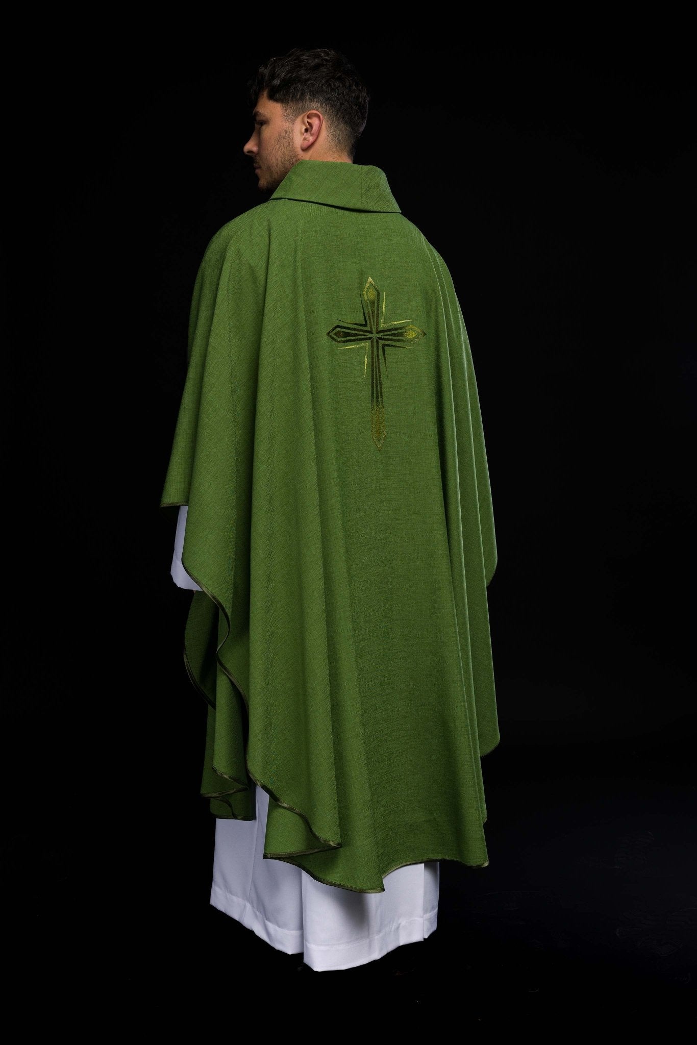 Casulla verde bordada HA7034 - 01 ZIELONY - CASULLAS.ES