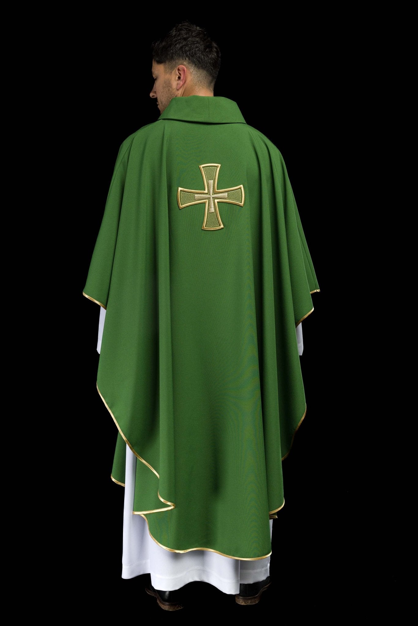 Casulla verde con bordado Cruz KOR/258/01/12 - CASULLAS.ES