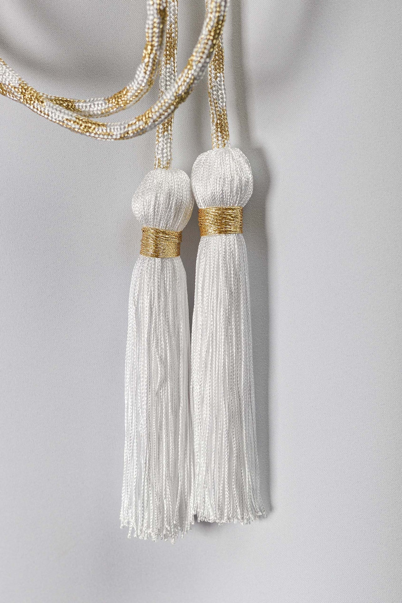 Cíngulo litúrgico blanco y dorado CIN/804 - CASULLAS.ES