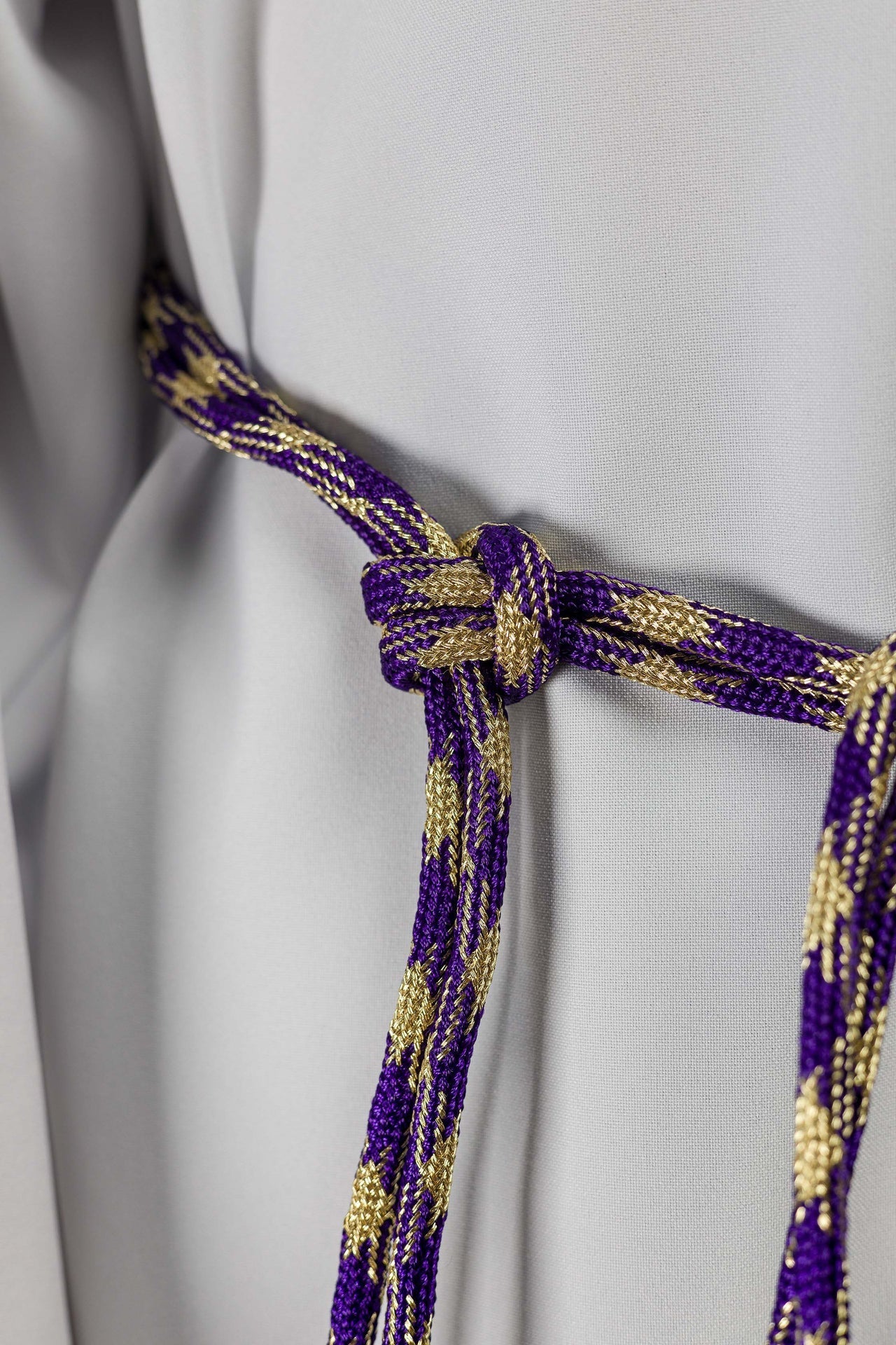 Cíngulo litúrgico morado y dorado CIN/803 - CASULLAS.ES
