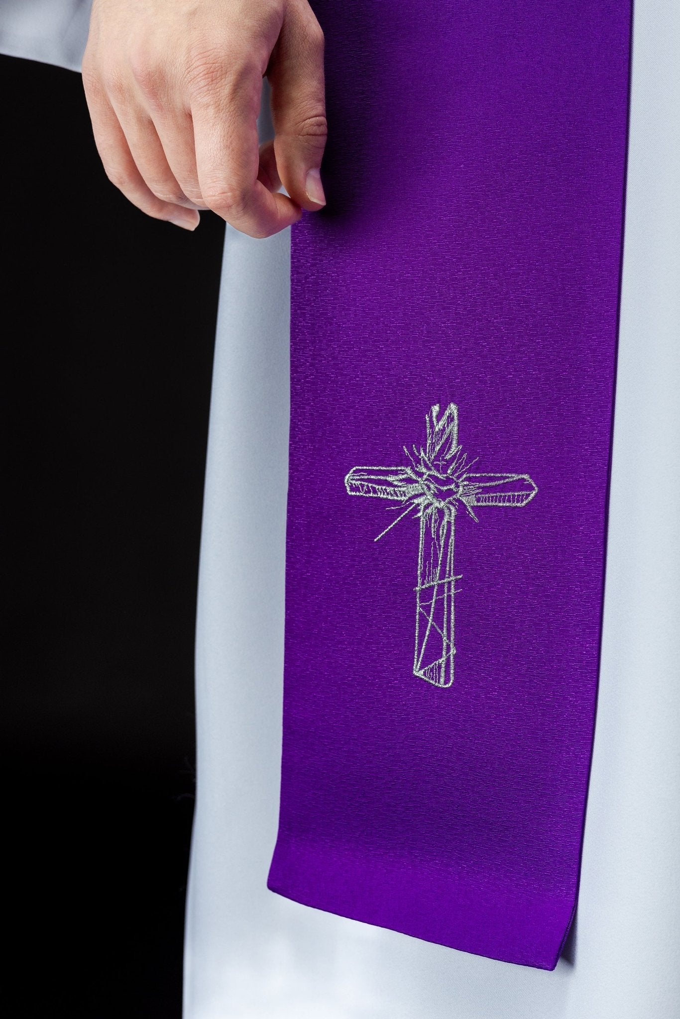 Estola bordada para Cuaresma con Jesús S - 2060 - 03 - 43 - CASULLAS.ES
