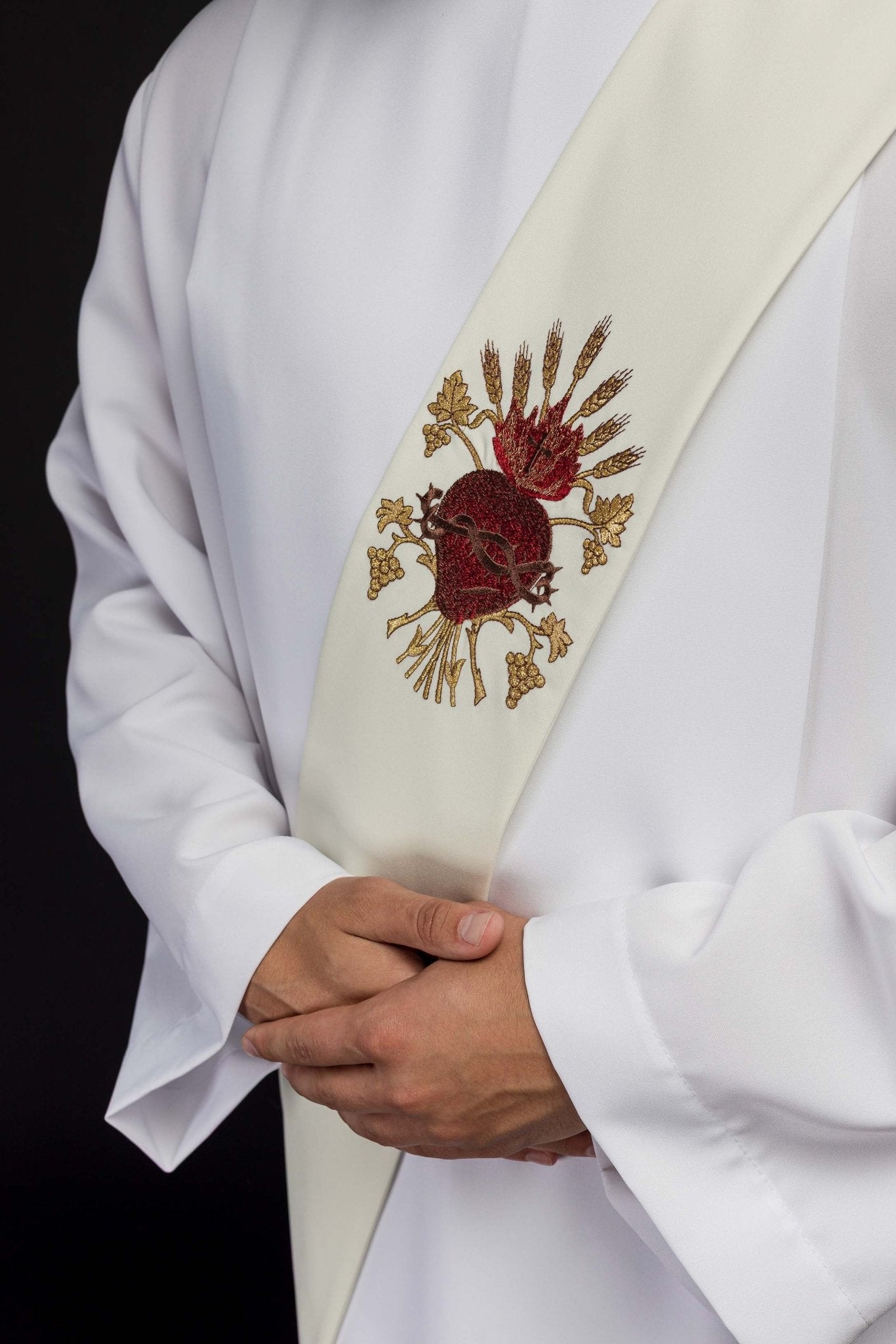 Estola diaconal con bordado del Corazón de Jesús KSD/137/05/01 ECRU - CASULLAS.ES