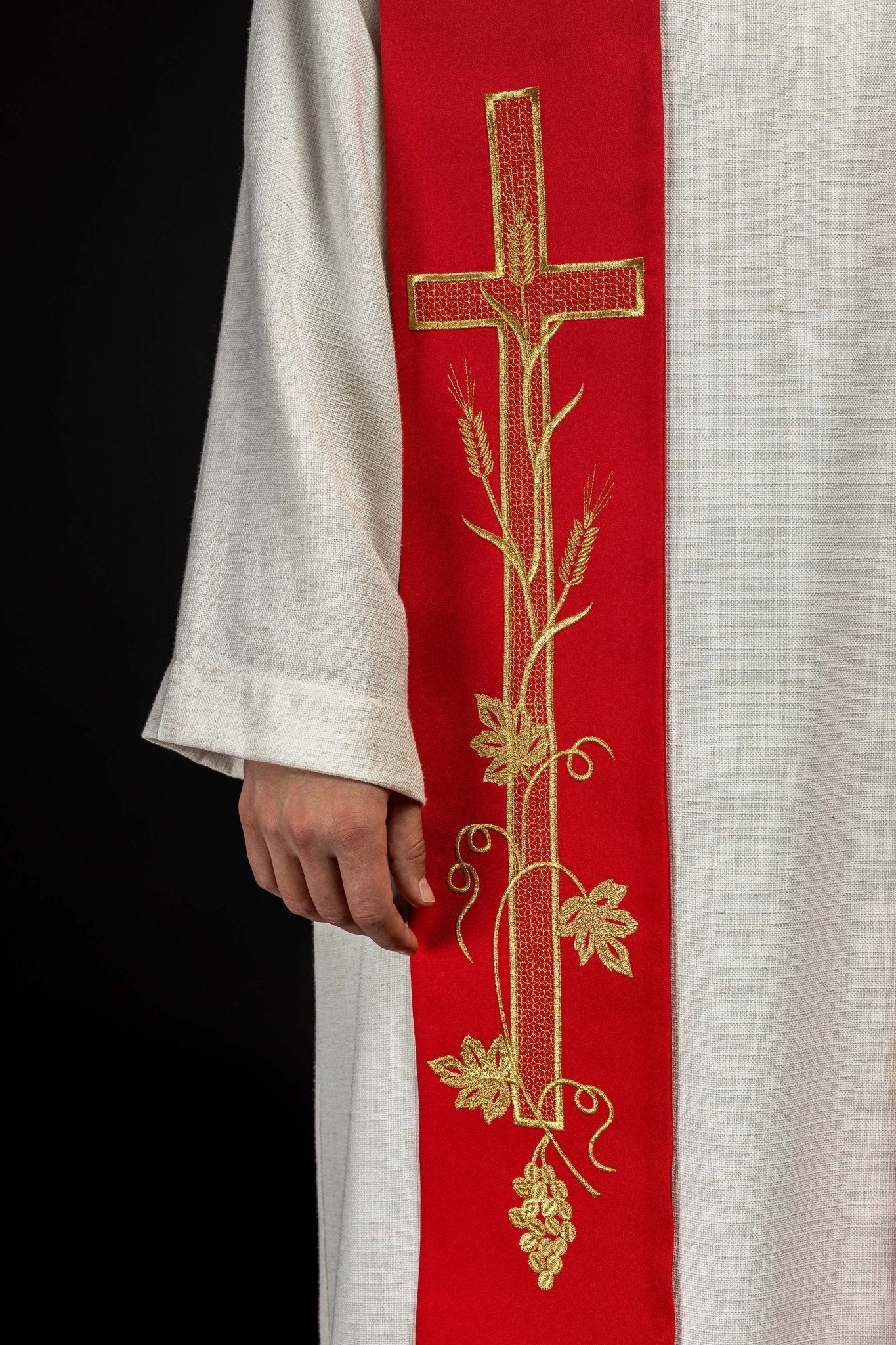 Estola roja con bordado Cruz KST/072/02/01 CZERWONY - CASULLAS.ES
