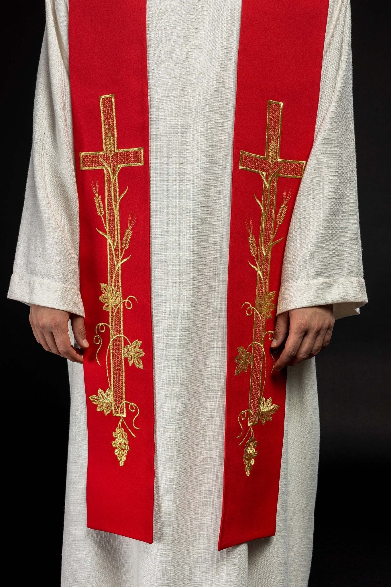 Estola roja con bordado Cruz KST/072/02/01 CZERWONY - CASULLAS.ES