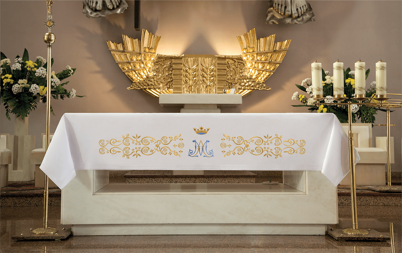 Mantel de altar con bordado frontal dorado en motivo mariano KOH/035 150*300 BIAŁY - CASULLAS.ES