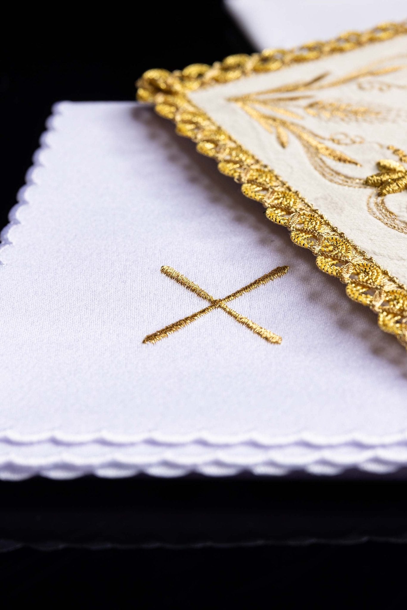 Servicio de altar terciopelo bordado marfil KK/5001/C2 - CASULLAS.ES