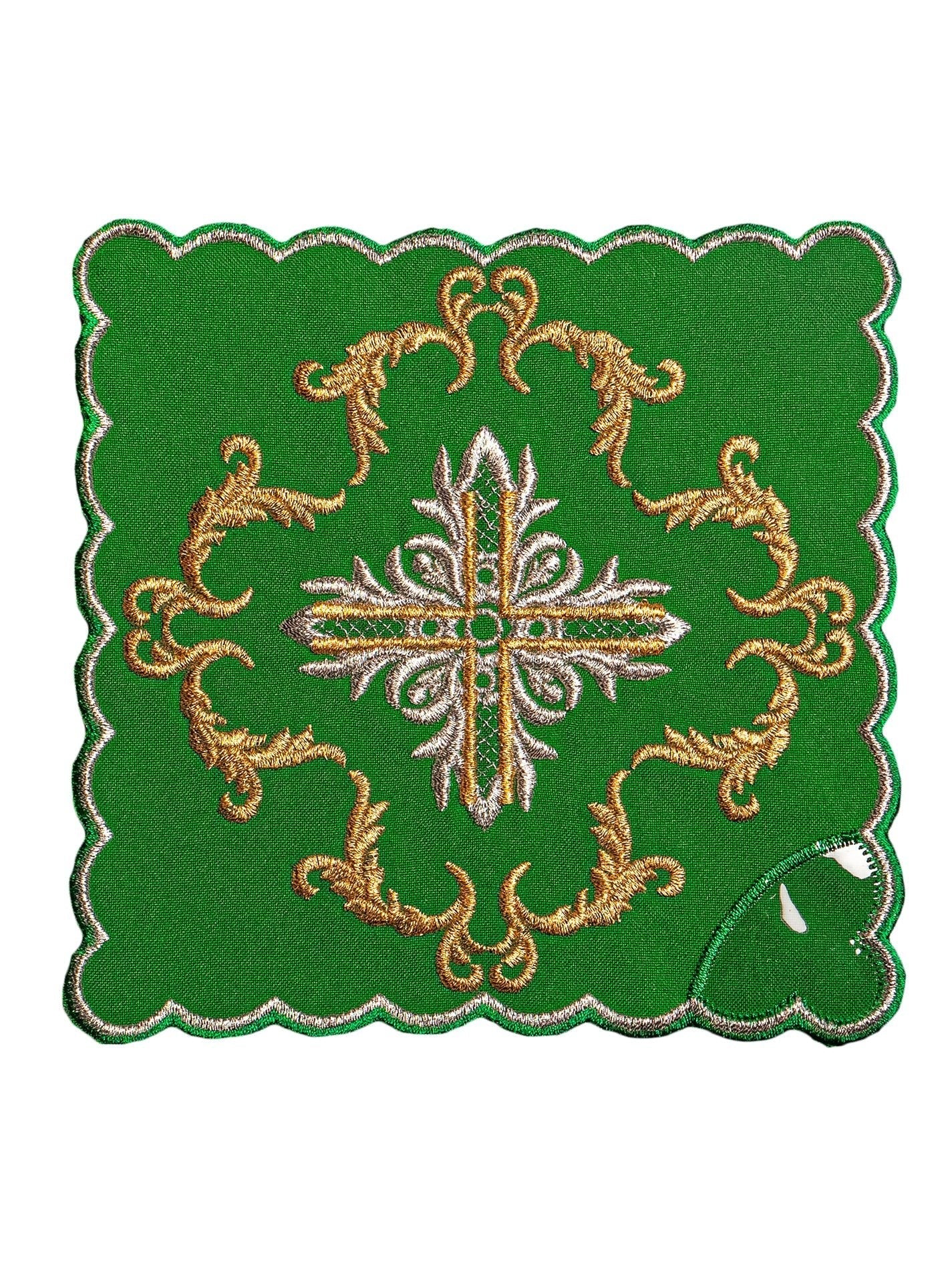 Servicio de altar verde con cruz bordada KK/151/01 - CASULLAS.ES