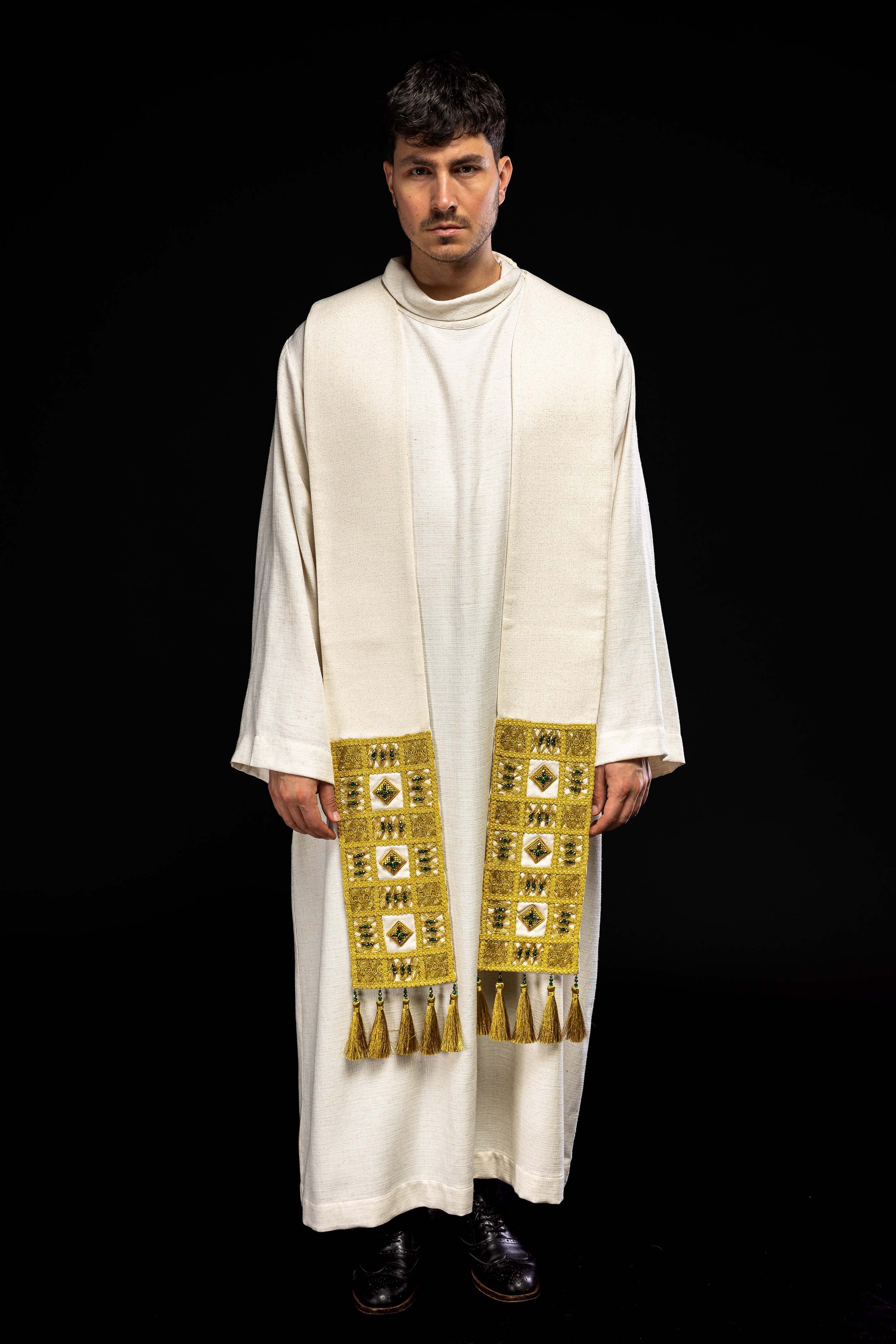 Estola hecha a mano con piedras naturales Handmade 2013