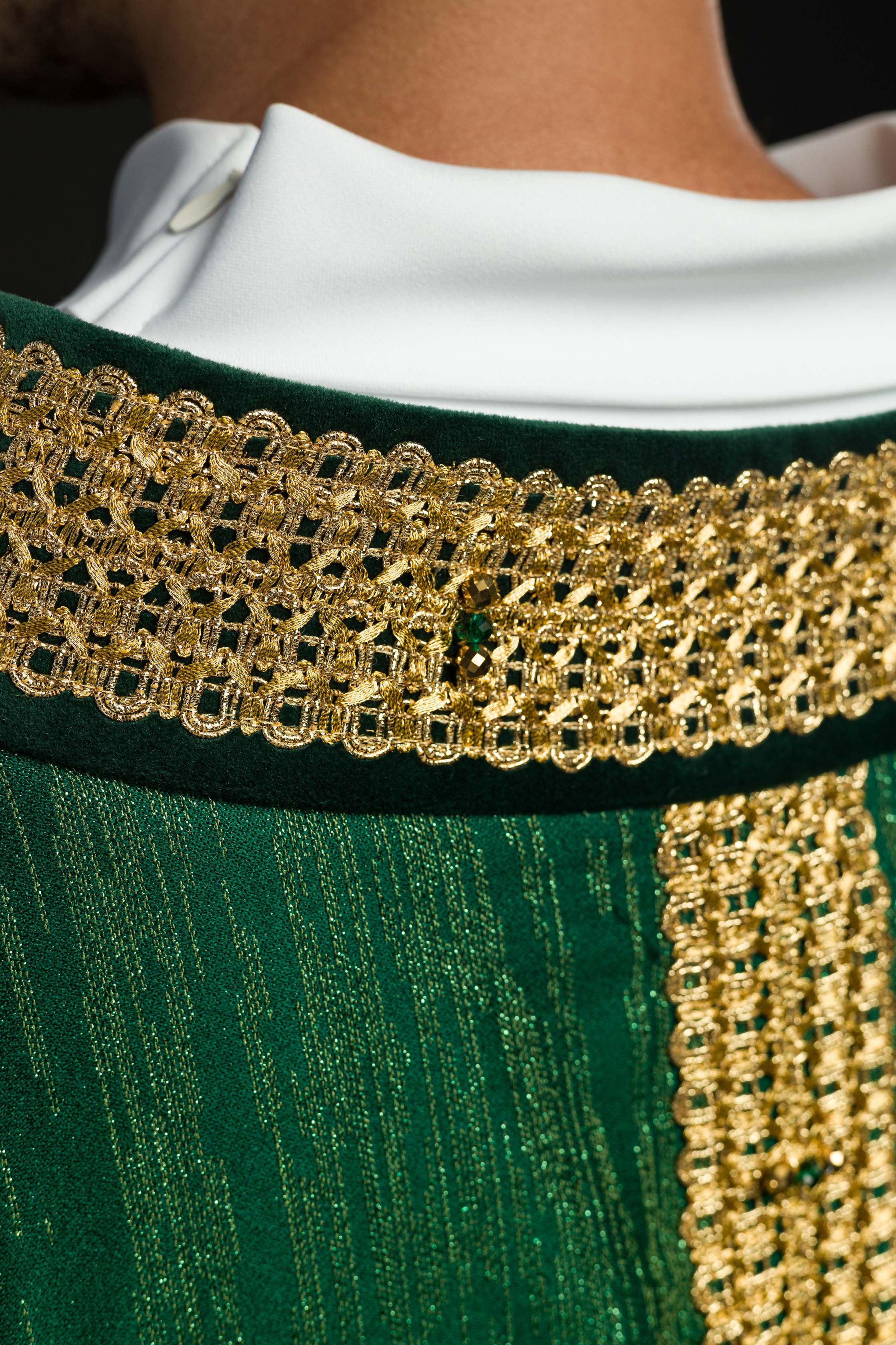 Casulla hecha a mano con piedras naturales Handmade 7015 color verde