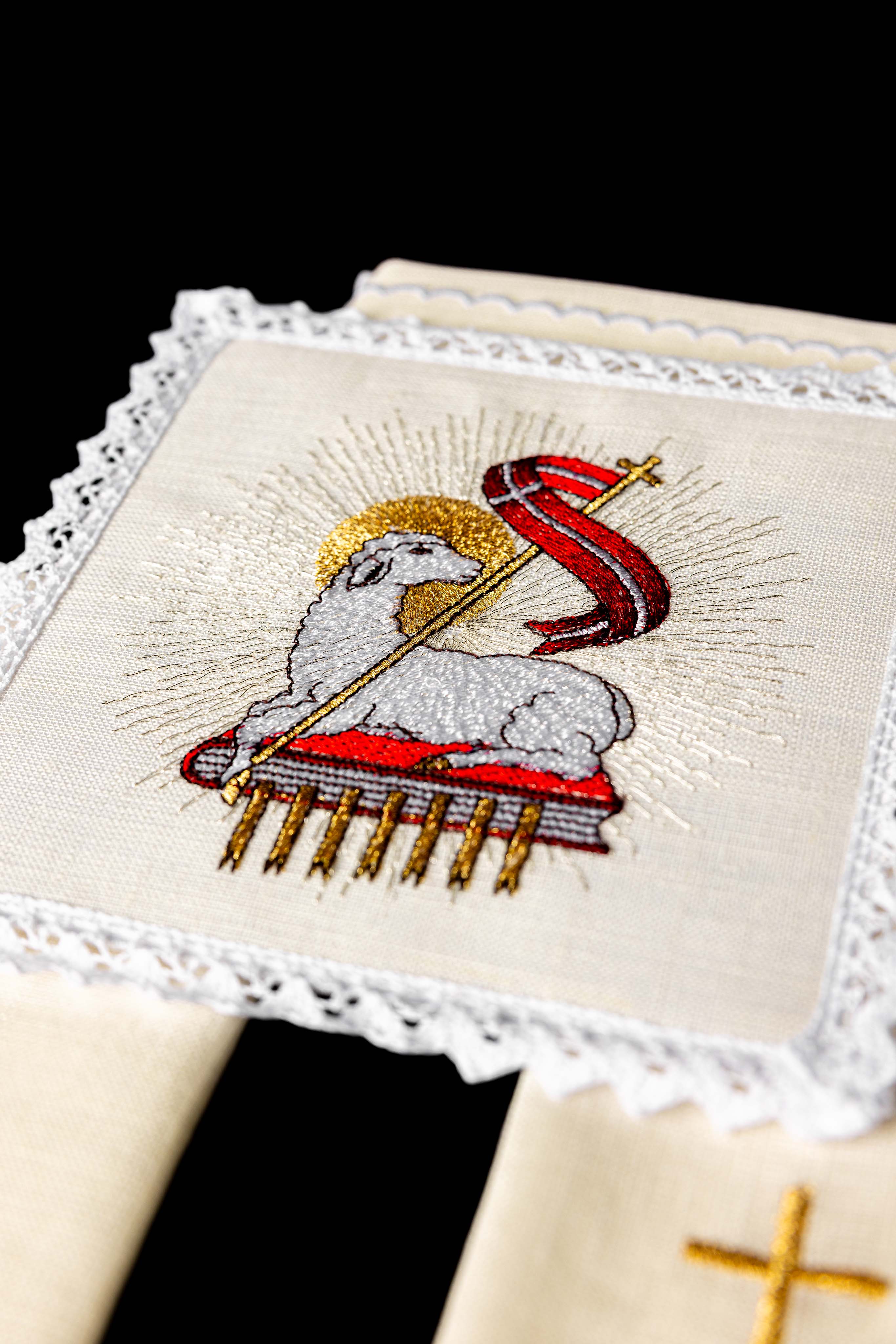 Servicio de altar lino con bordado Cordero
