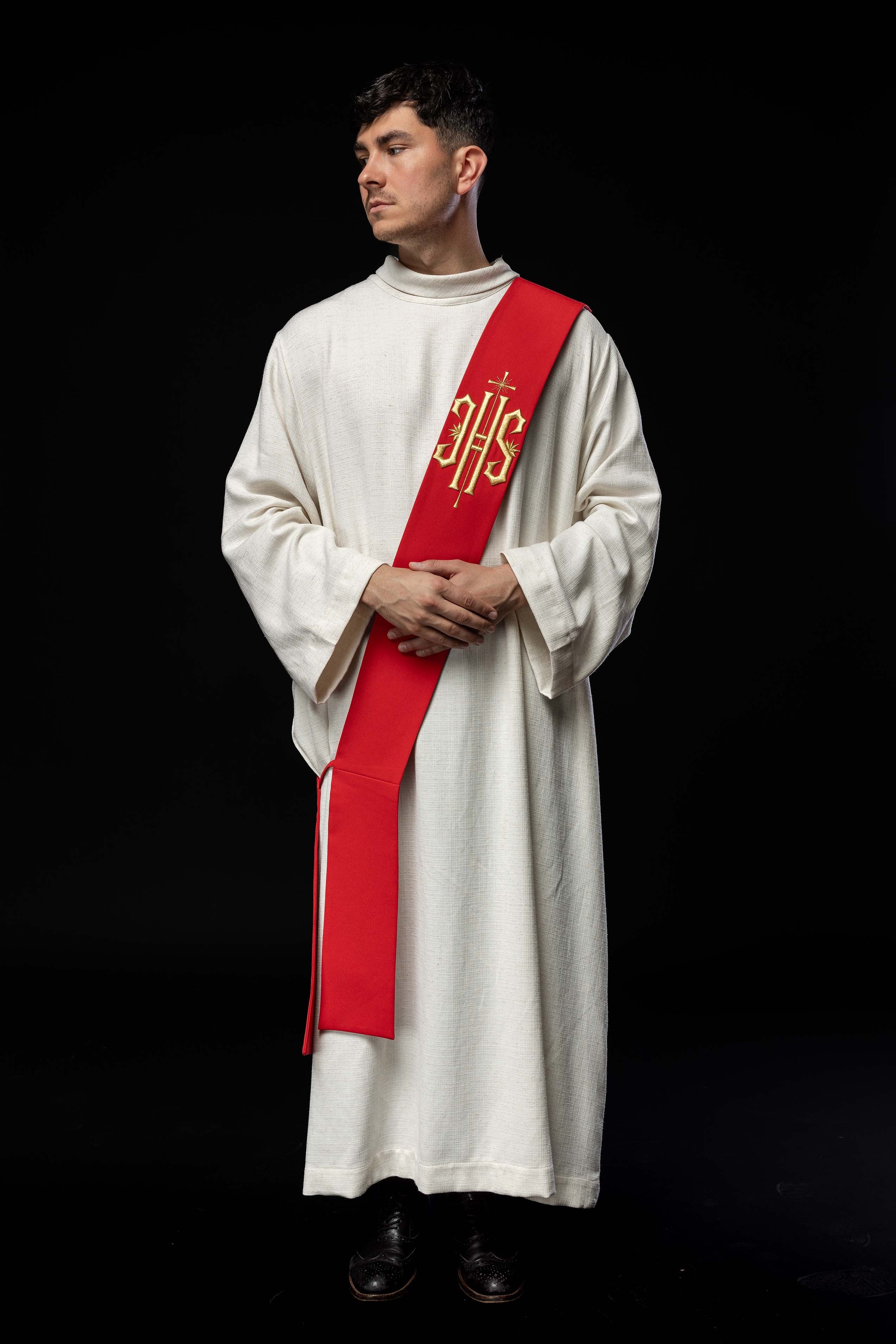 Estola diaconal roja con bordado IHS y Cruz
