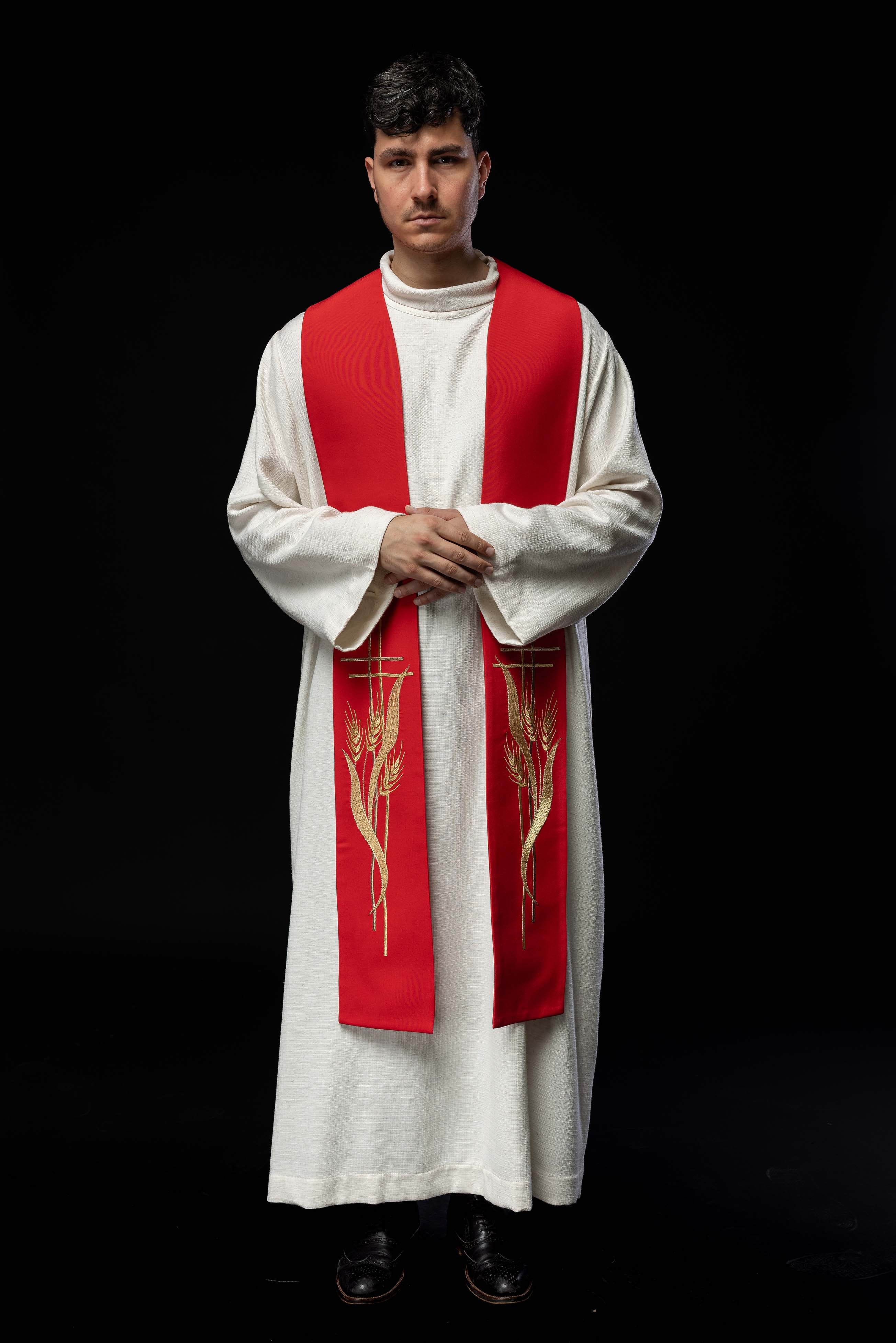 Estola roja con bordado Cruz y Espigas