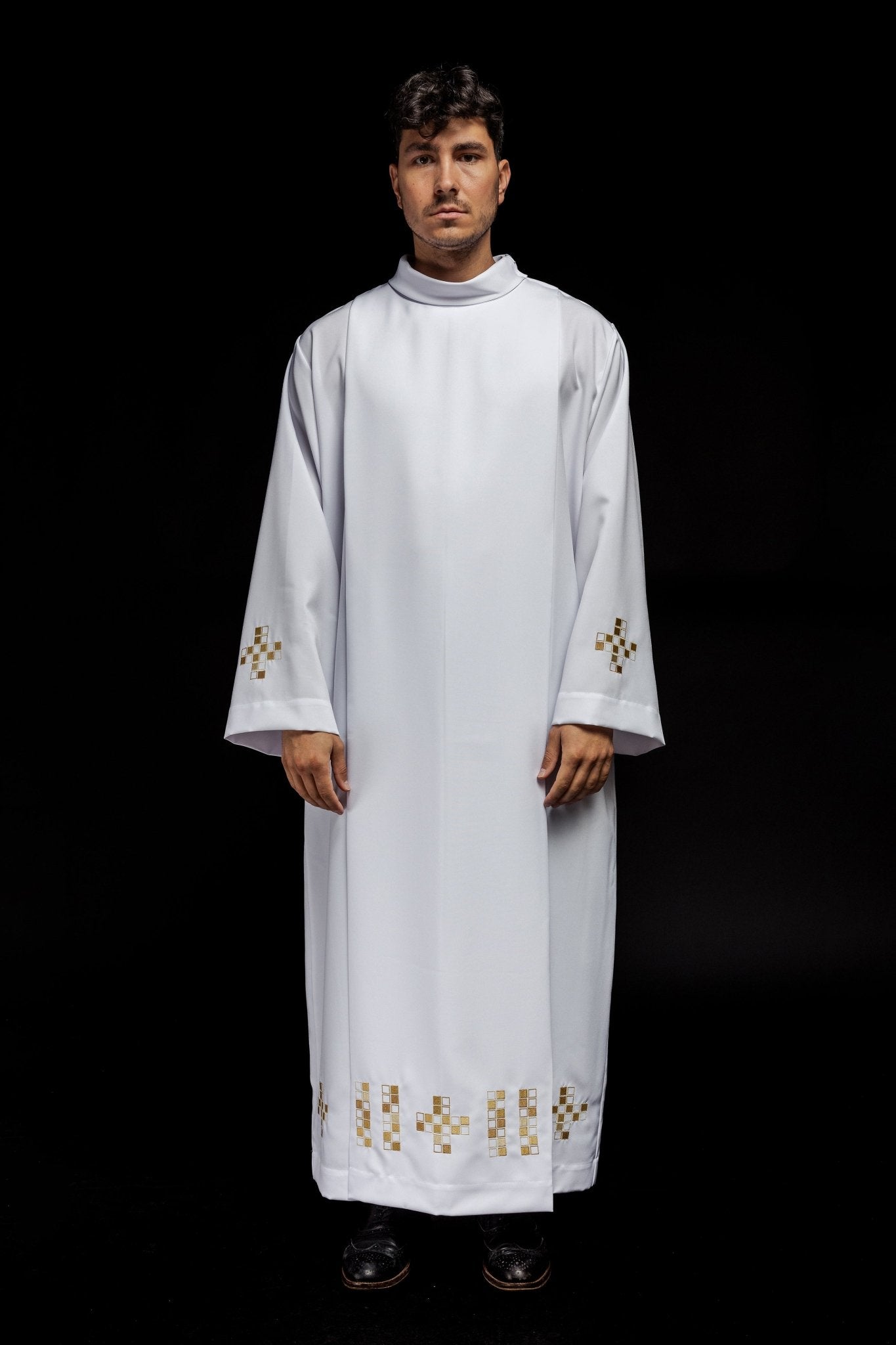 Alba bordada con Cruz de mosaico S - 6051 - 04 145cm/176cm - CASULLAS.ES