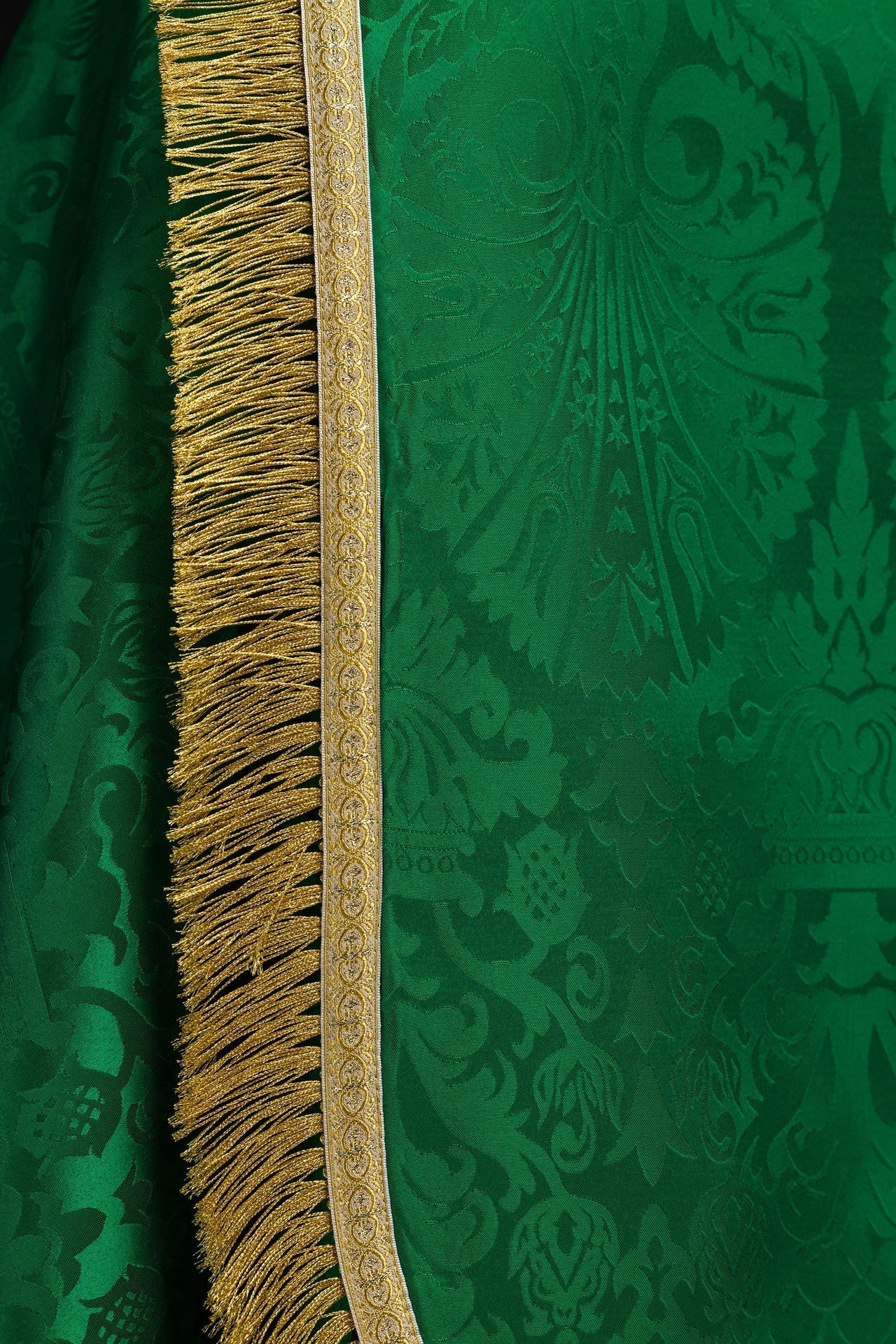 Capa pluvial romana jacquard lisa verde KKP/159/01/83 145cm - CASULLAS.ES