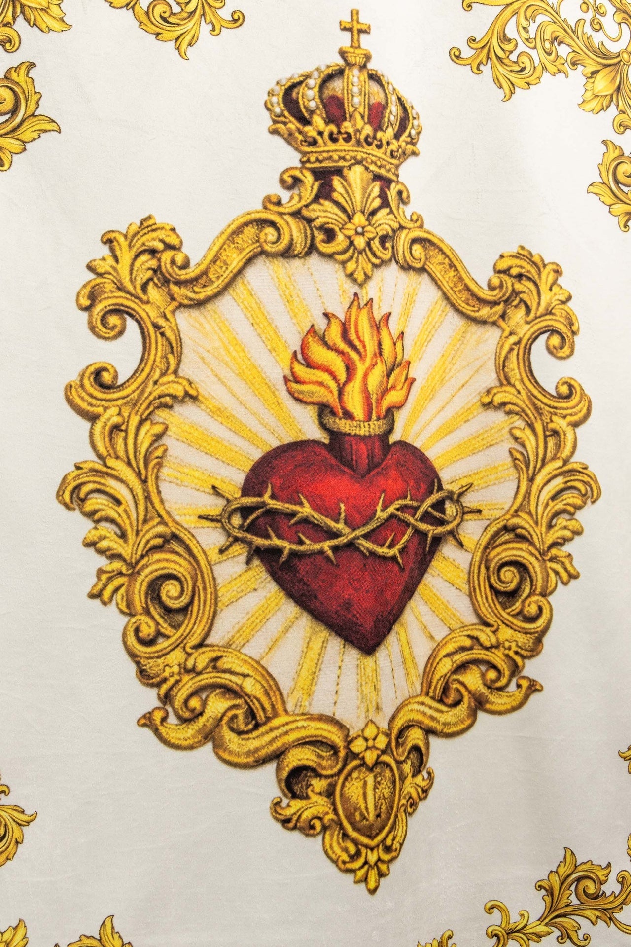 Estandarte litúrgico impreso por ambas caras con el Sagrado Corazón de Jesús y el Cristograma IHS CHD/001/05/109 80*130 - CASULLAS.ES