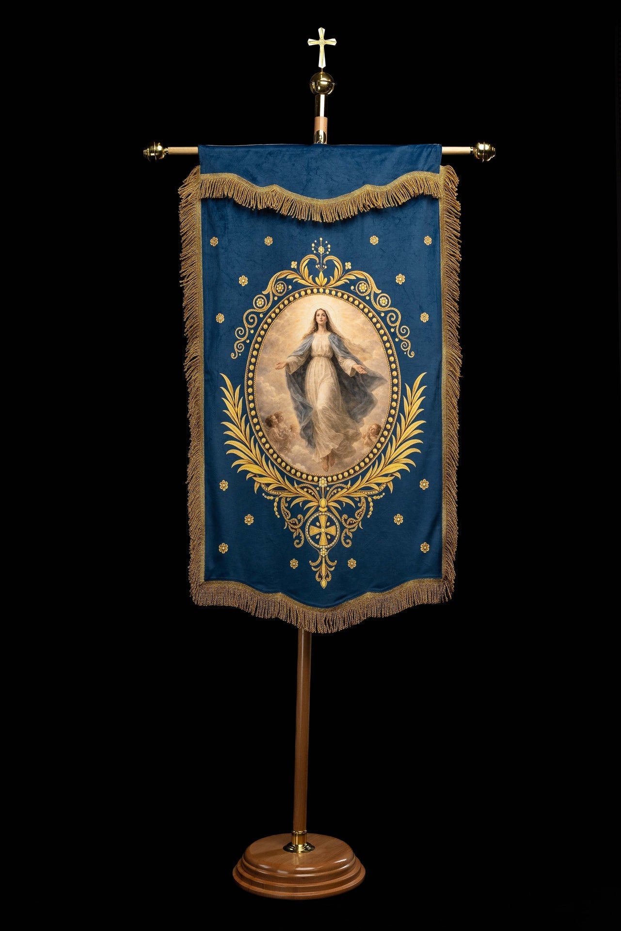 Estandarte litúrgico impreso por ambas caras con Nuestra Señora de la Asunción y monograma mariano CHD/005/06-05/109 80*130 - CASULLAS.ES