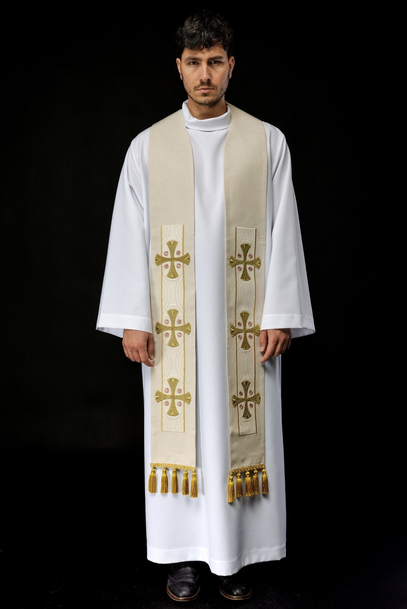 Estola bordada con cruces de color crudo S - 2068 - 05 - 70 - CASULLAS.ES