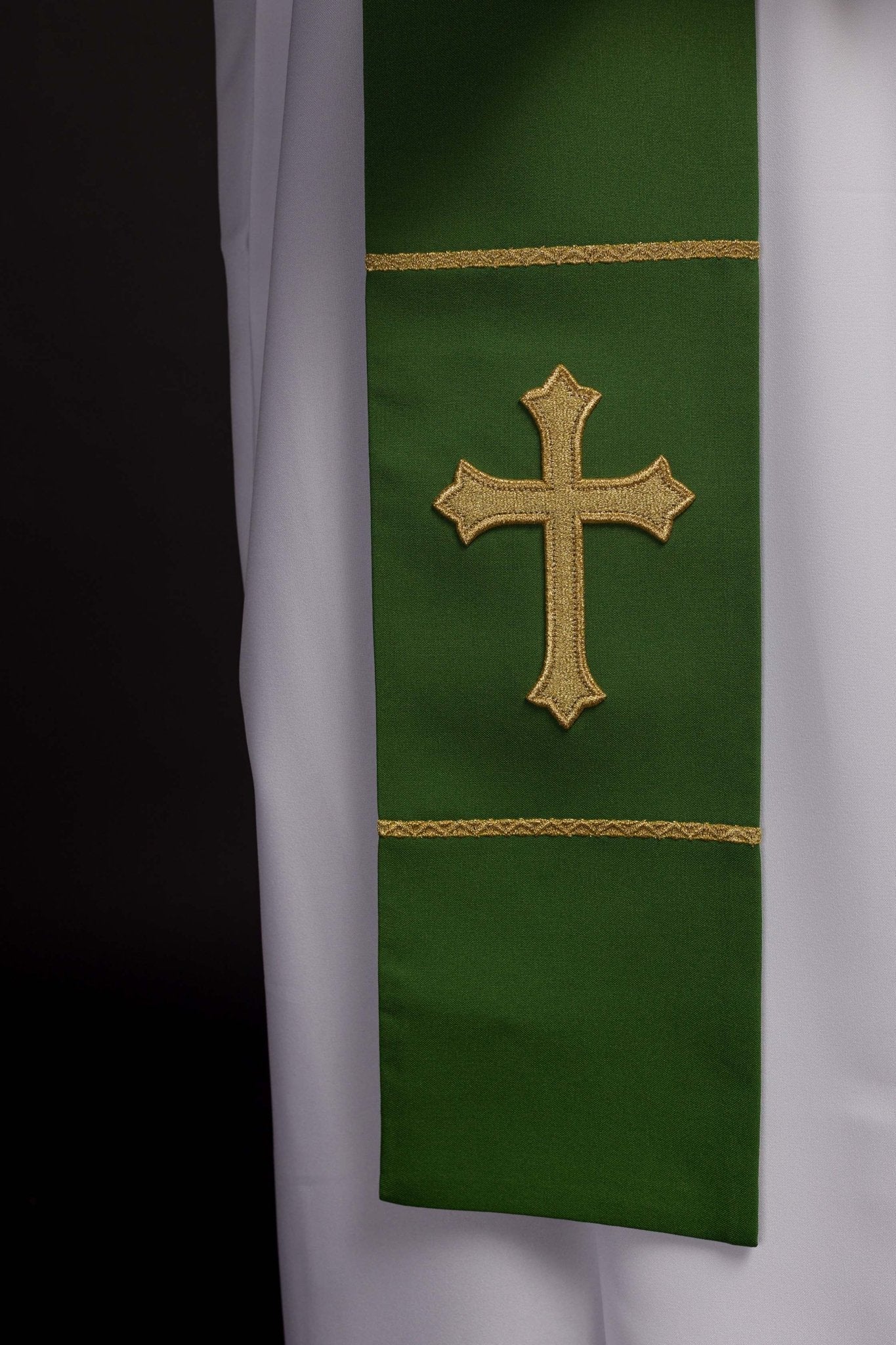 Estola verde con bordado Cruz KST/063/01/01 ZIELONY - CASULLAS.ES