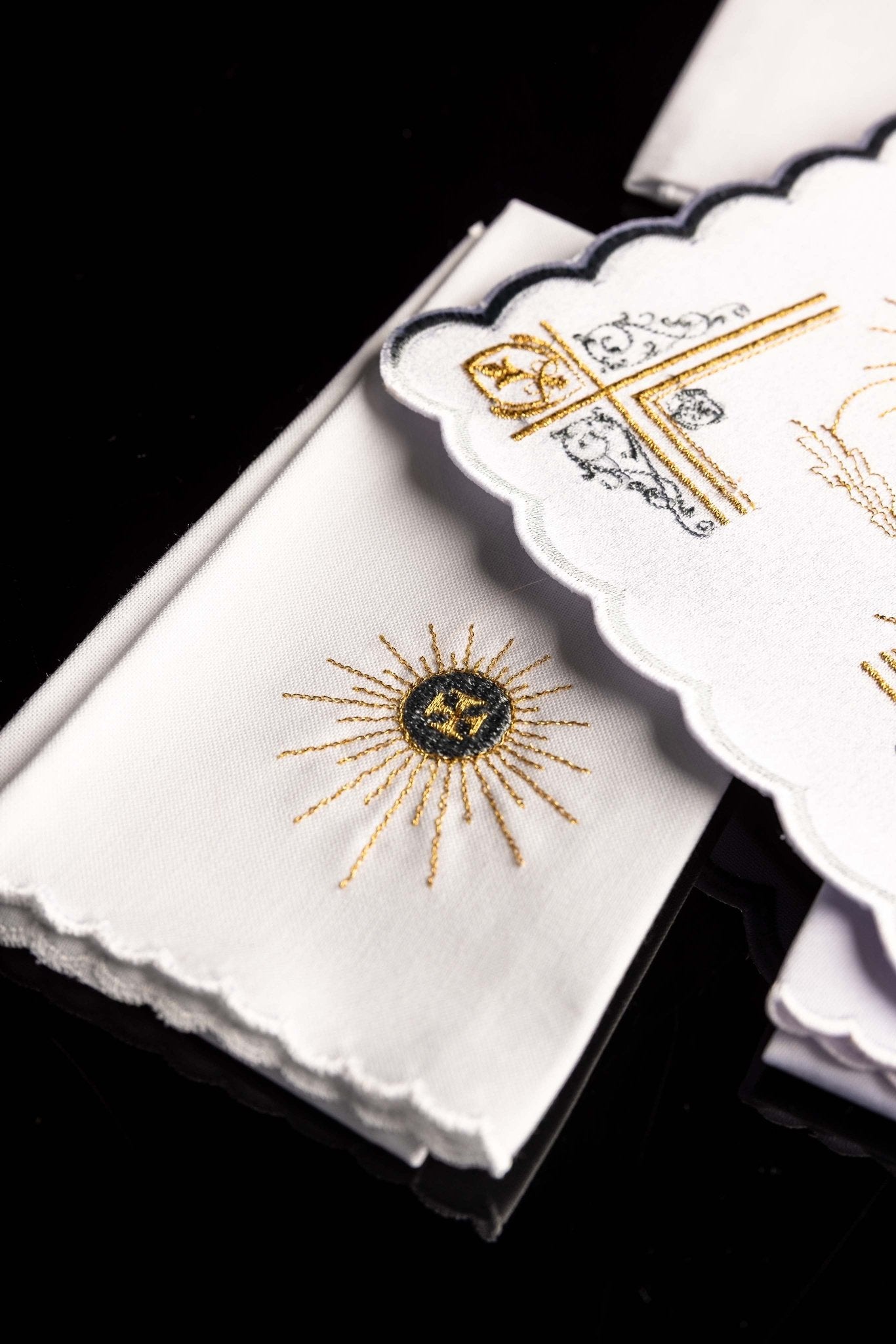 Juego de altar ricamente decorado KK/163 - CASULLAS.ES