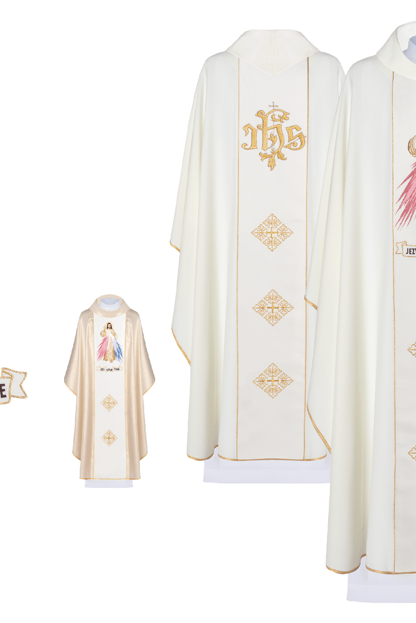 Casulla marfil con bordado Jesús misericordioso