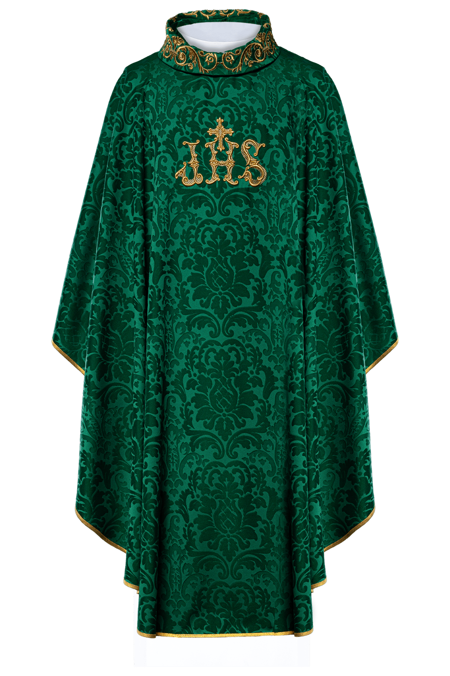 Casulla verde con motivo IHS y cuello ricamente bordado sobre tela decorativa