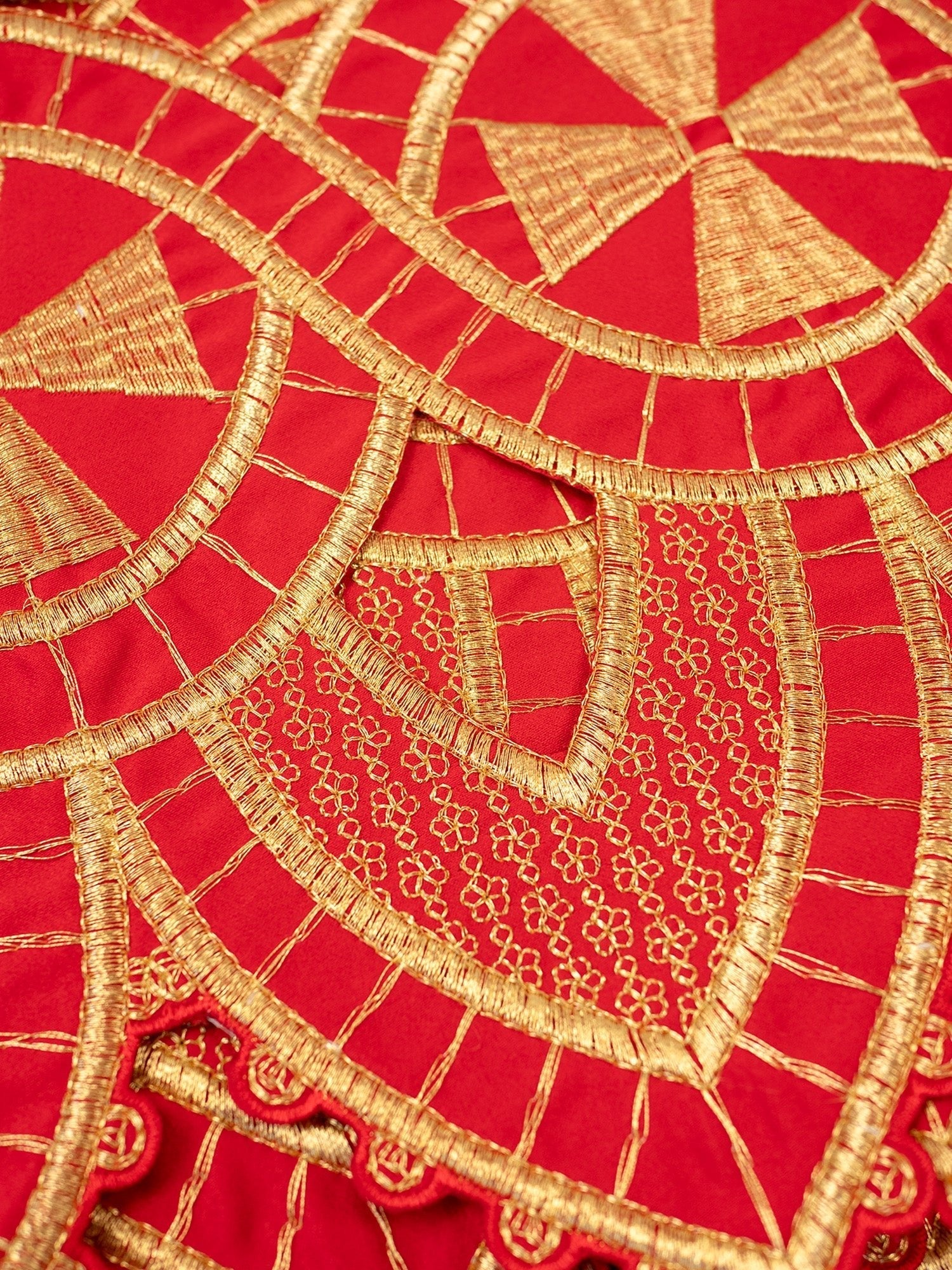 Puntilla de altar con bordado Cruz - rojo KOM/029/02 26cm 3,5m - CASULLAS.ES