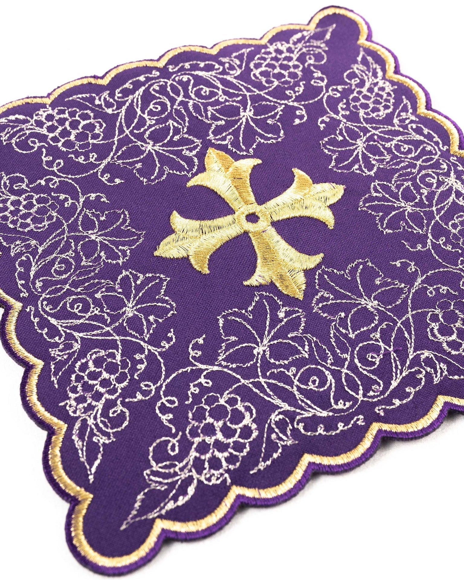 Servicio de altar bordado con motivo de cruz morado KDT/5028/03 FIOLET - CASULLAS.ES