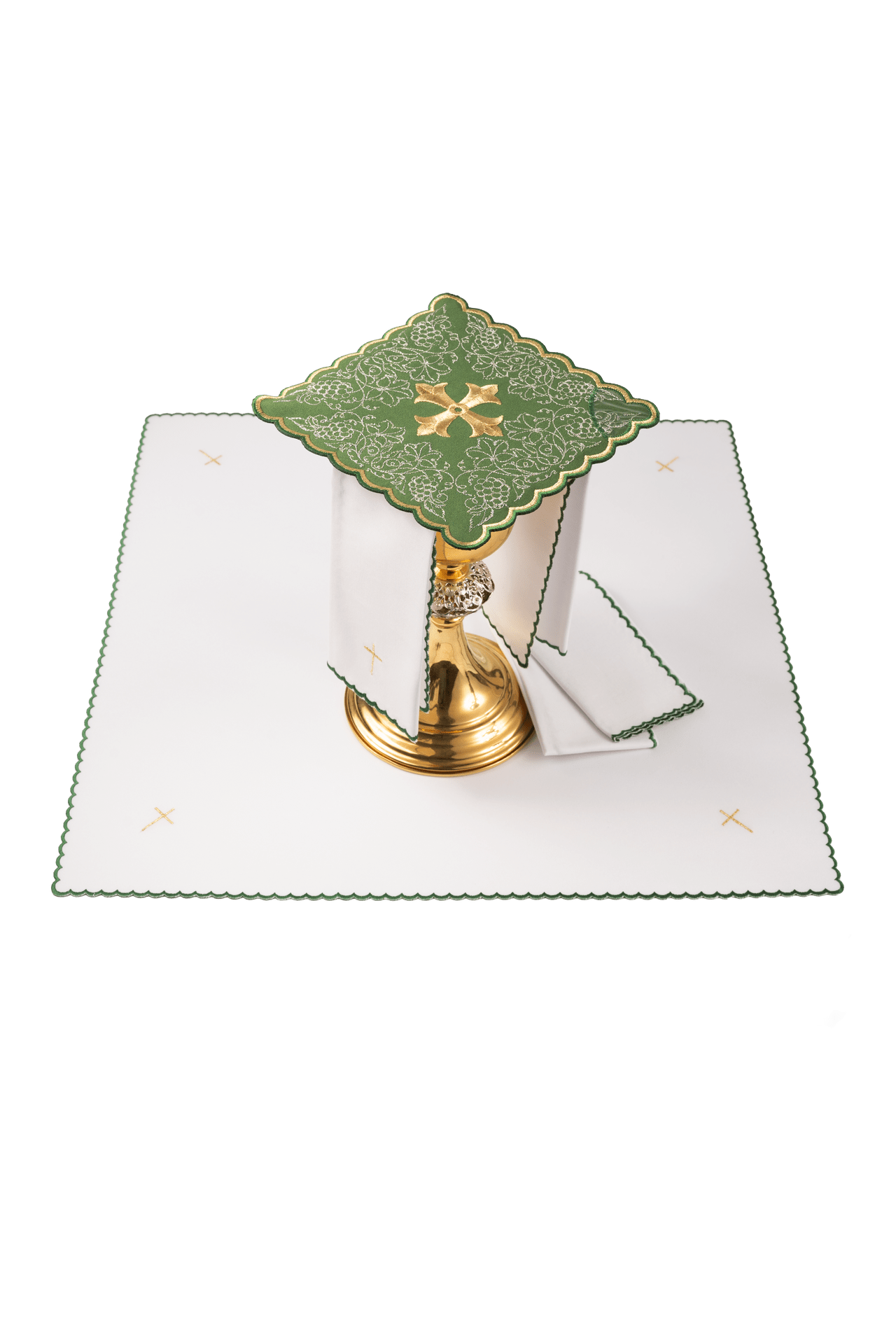 Servicio de altar bordado con motivo de cruz verde KDT/5028/01 ZIELONY - CASULLAS.ES