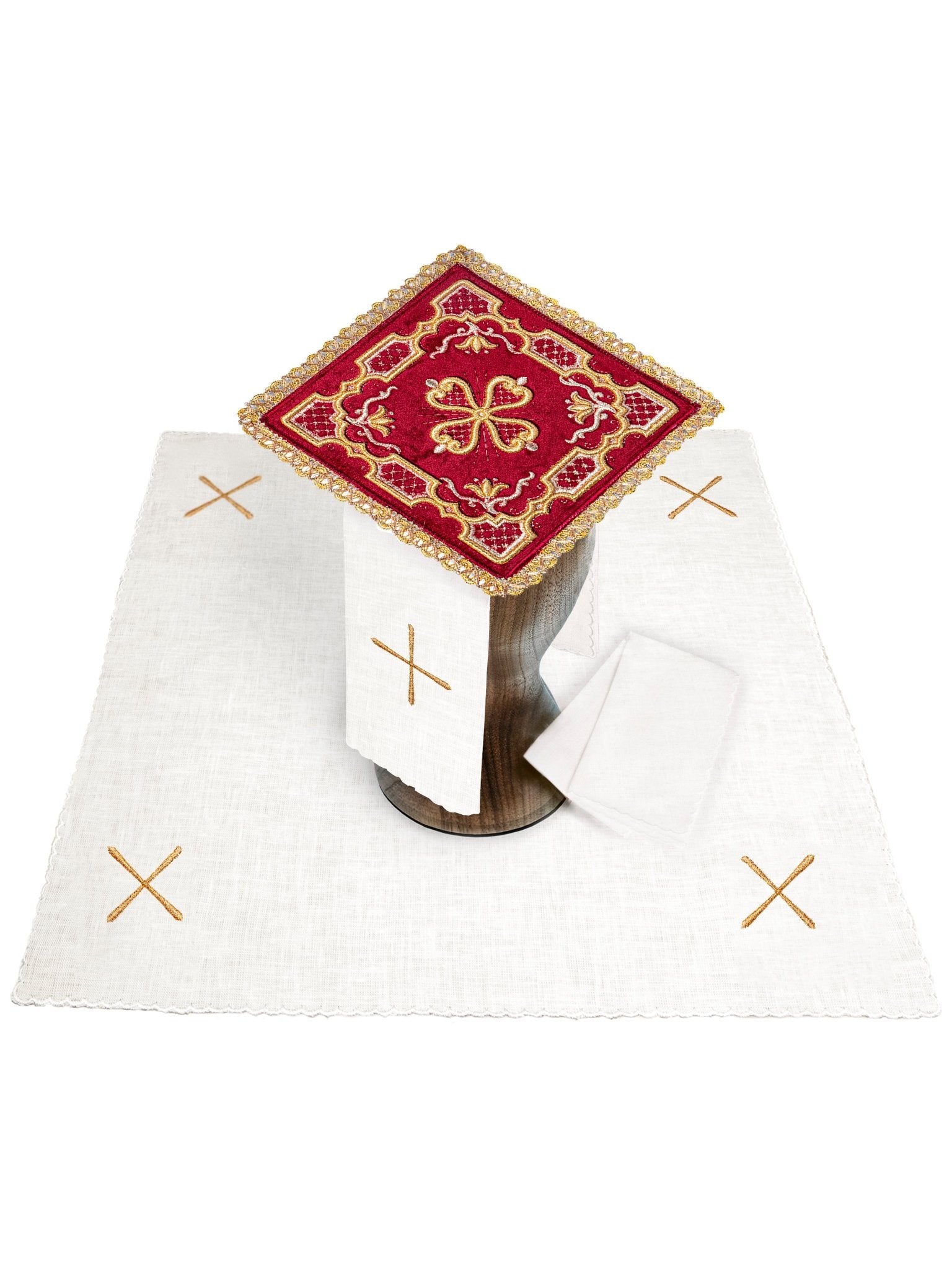 Servicio de altar bordado de terciopelo rojo KKL/5004/C1 - CASULLAS.ES