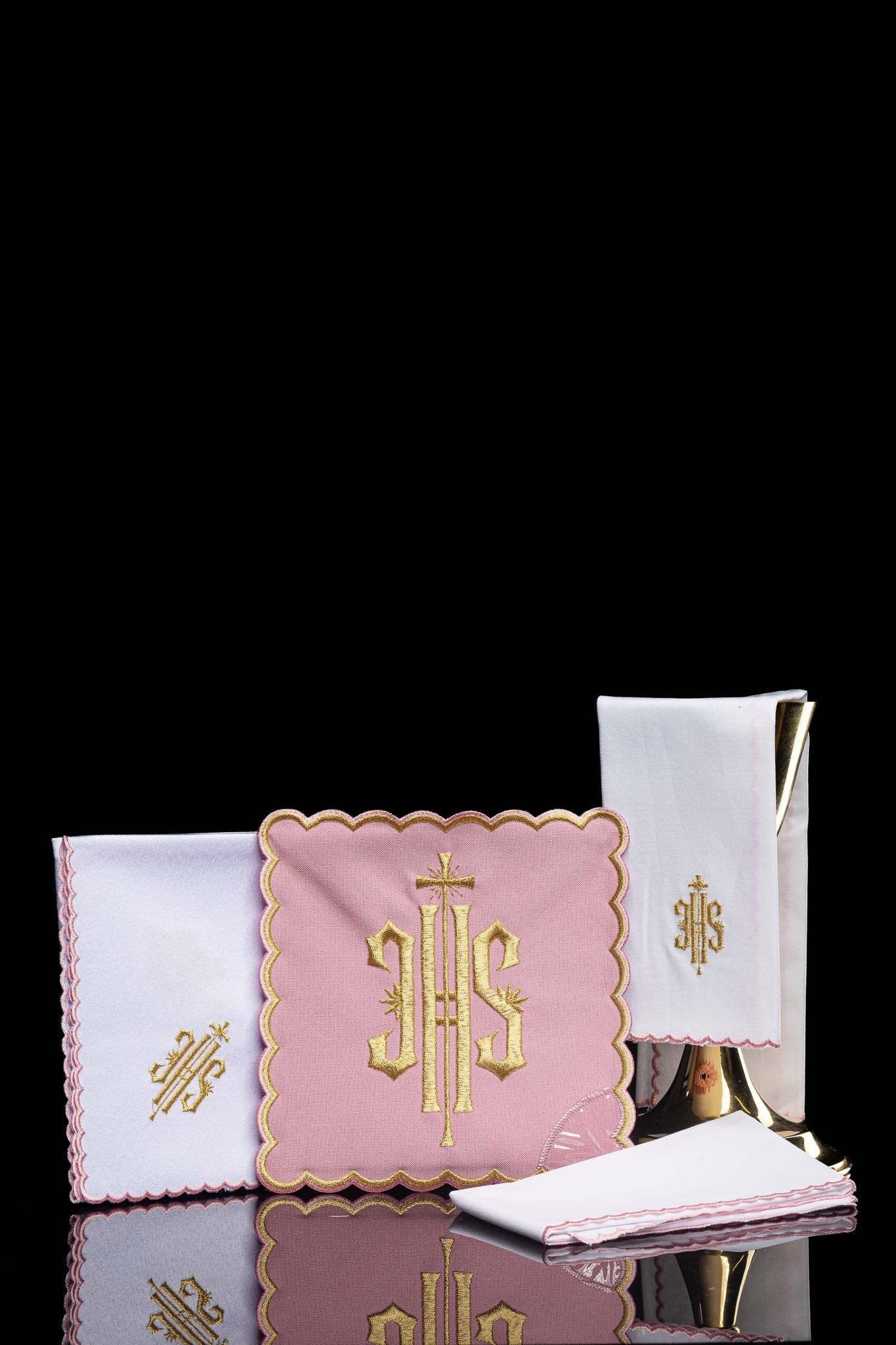 Servicio de altar Bordado IHS rosa KK/029/08 - CASULLAS.ES