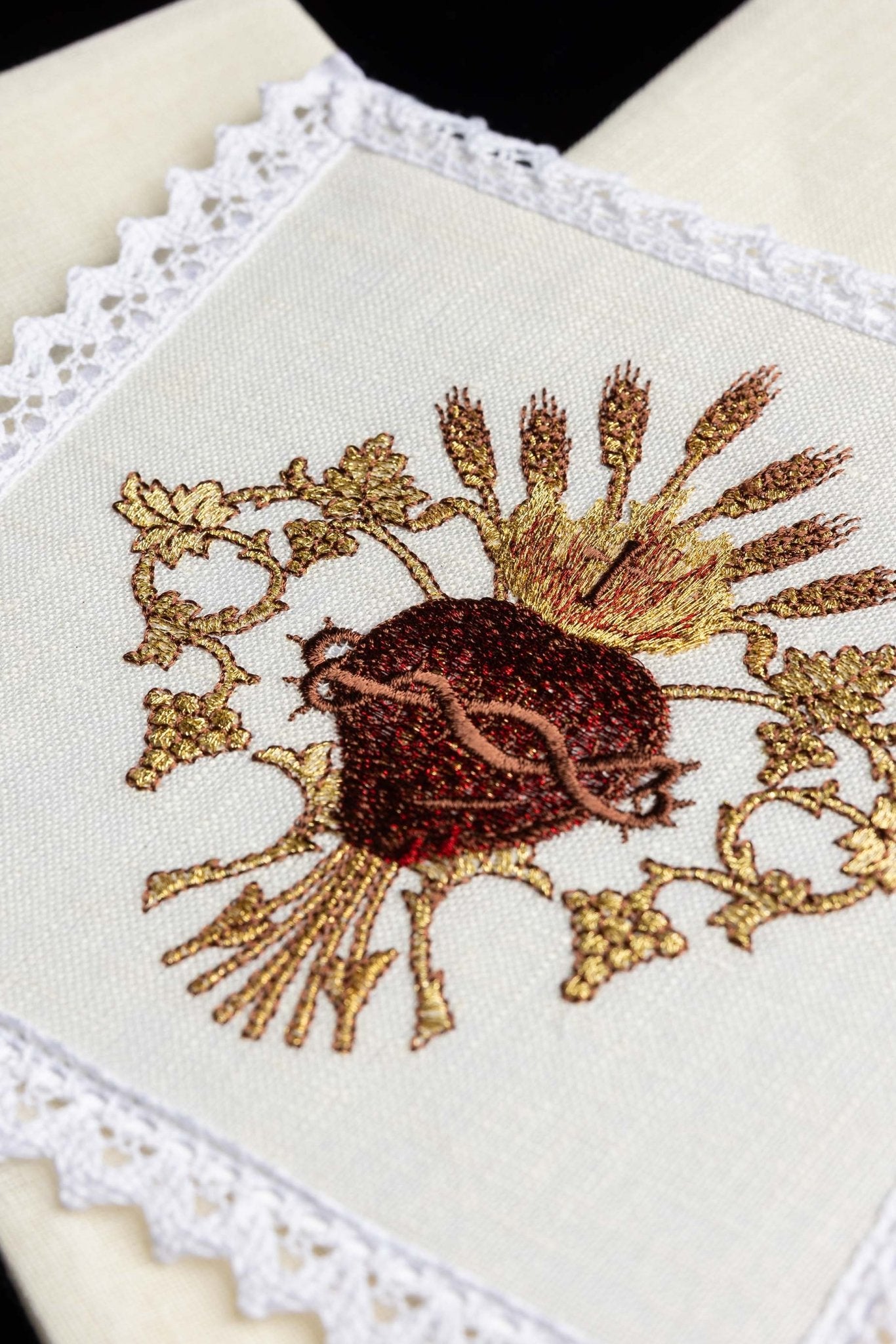 Servicio de altar lino con bordado Cáliz KKL/167 - CASULLAS.ES