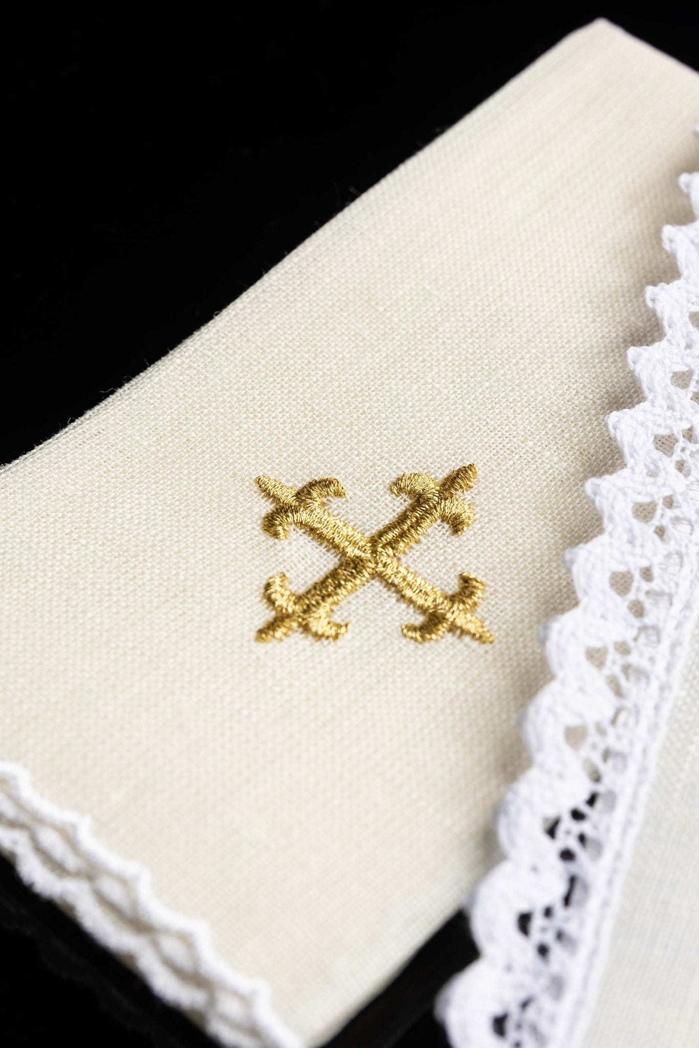 Servicio de altar lino con bordado Cáliz KKL/167 - CASULLAS.ES