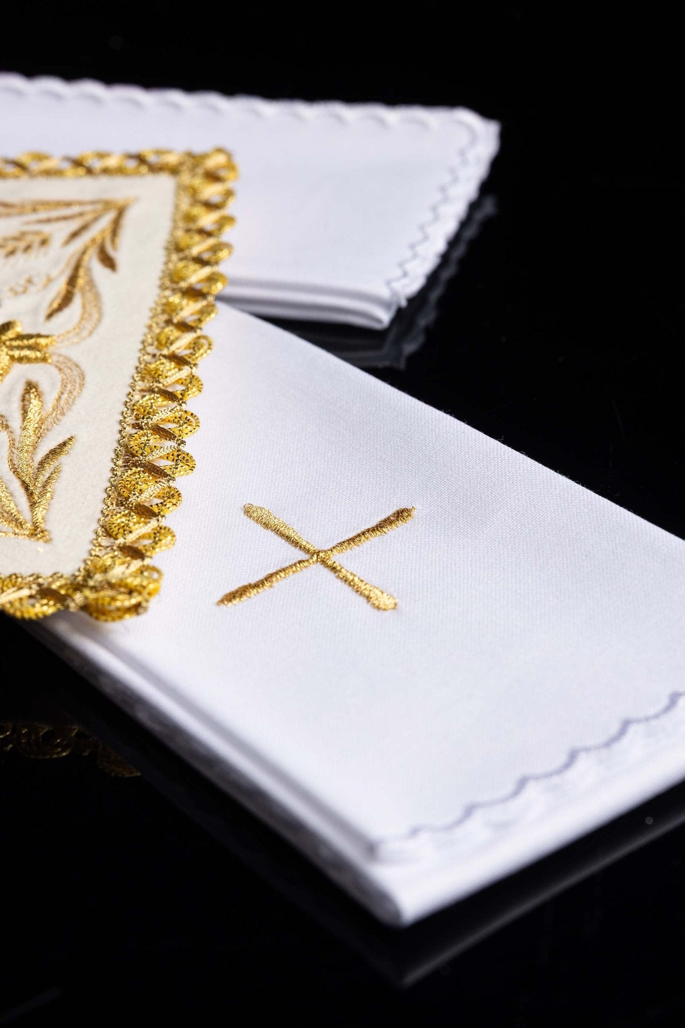 Servicio de altar terciopelo bordado marfil KK/5001/C2 - CASULLAS.ES