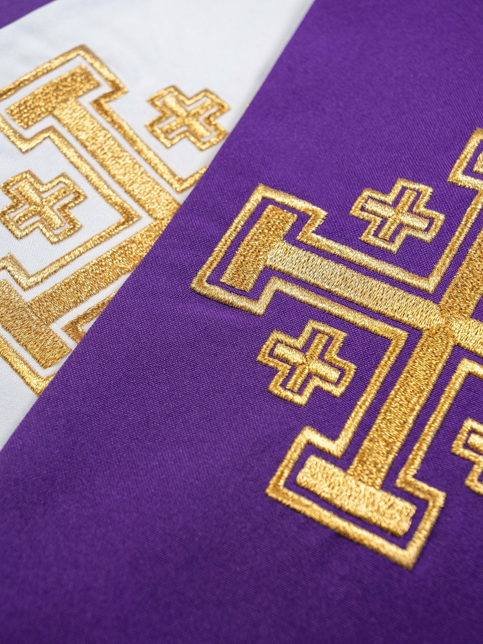 Estola reversible con Cruz de Jerusalén púrpura-blanca