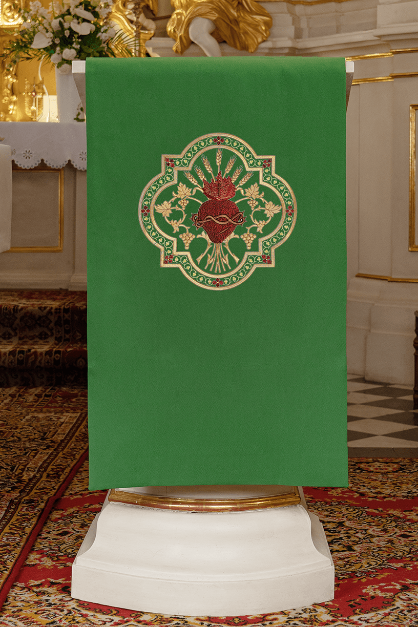 Verde cubre ambon bordado corazón de Jesús - verde KMO/005/01/01 ZIELONY 55*250 - CASULLAS.ES